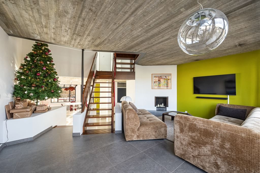 Modernistische, lichte bel-etage woning foto 2