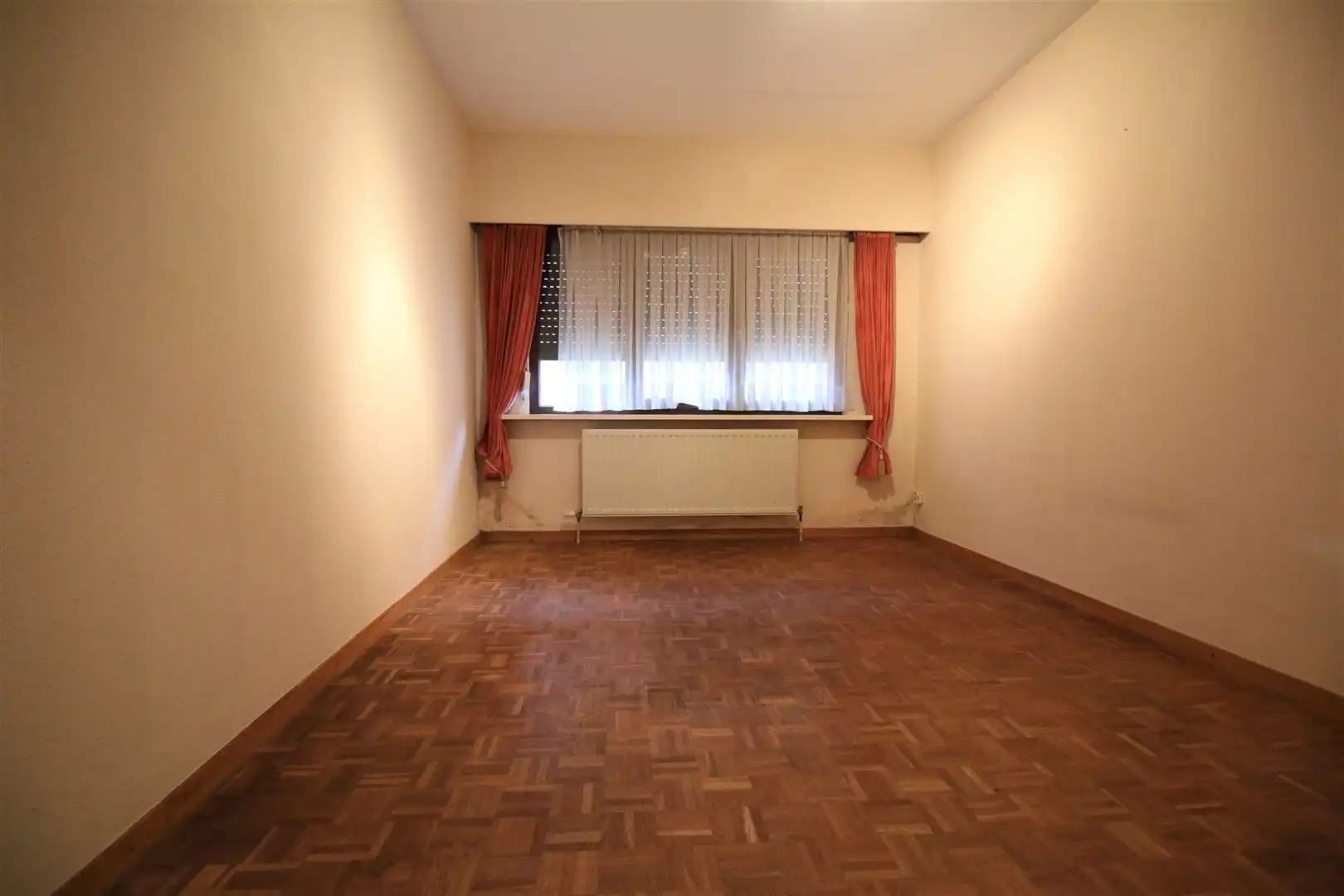 Gelijkvloersappartement met 1 slaapkamer en tuin in centrum Merksem foto 9