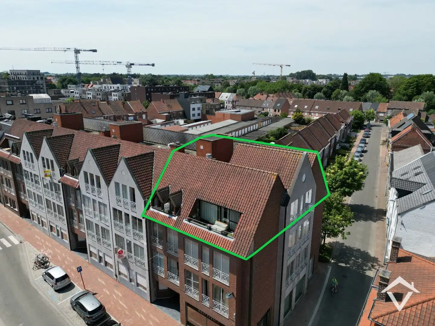 Ruim, gezellig dakappartement (EPC: B) met 3 slaapkamers en warmtepompen in centrum Roeselare  foto 21