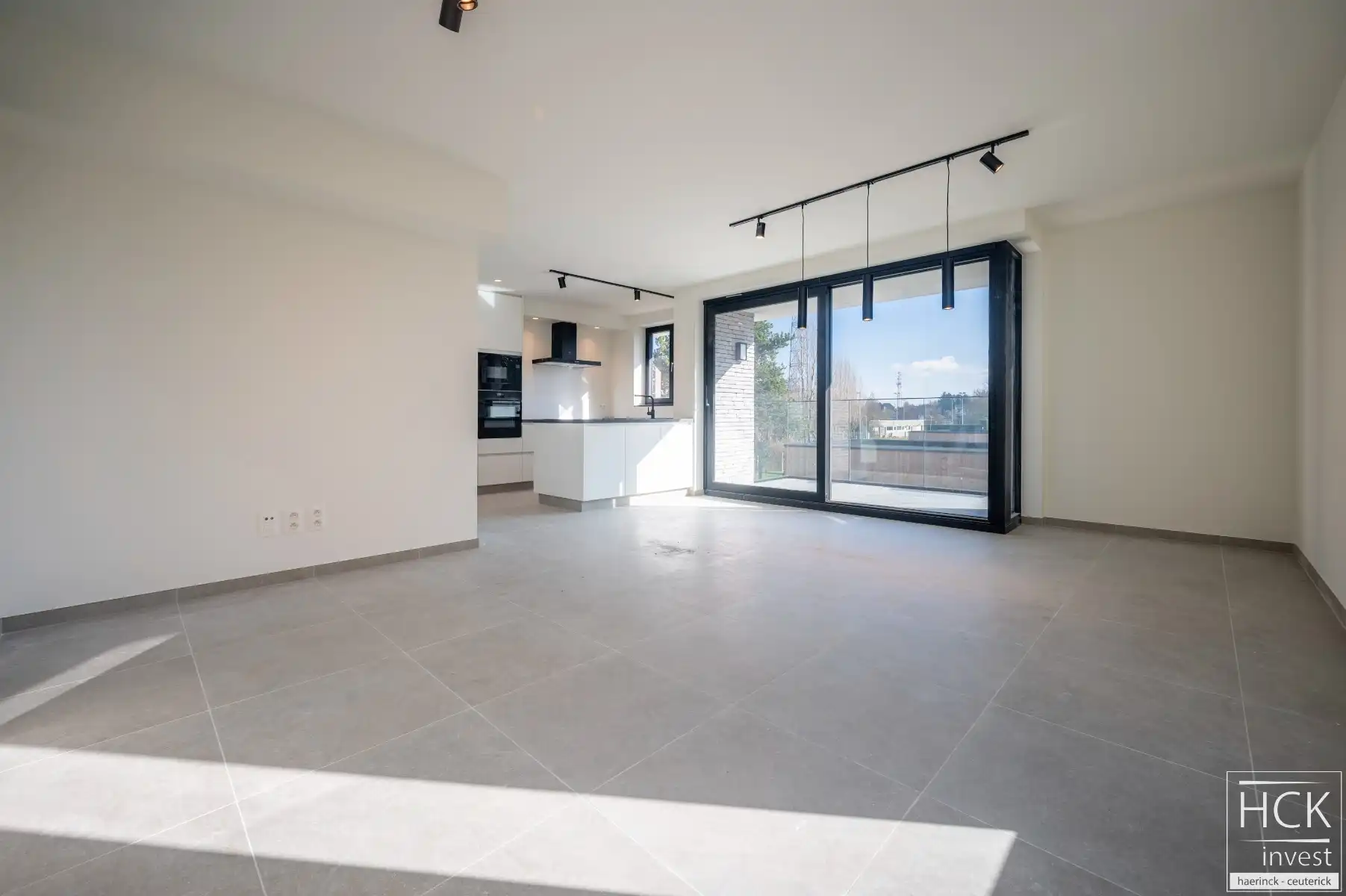 KRUISHOUTEM - Nieuwbouwappartement met high-end afwerking! foto {{pictureIndex}}
