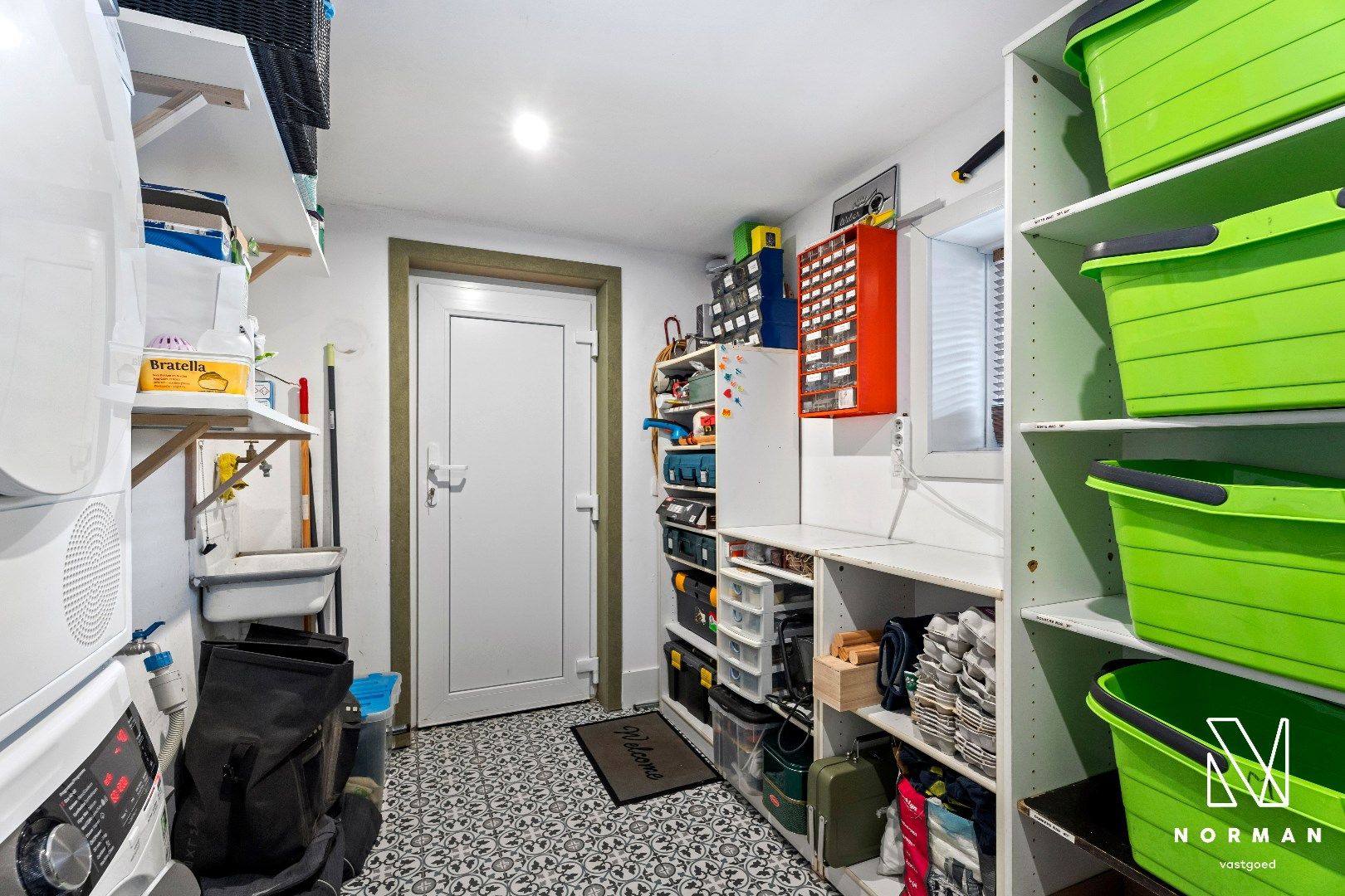 Charmante instapklare woning in Deerlijk! foto 16