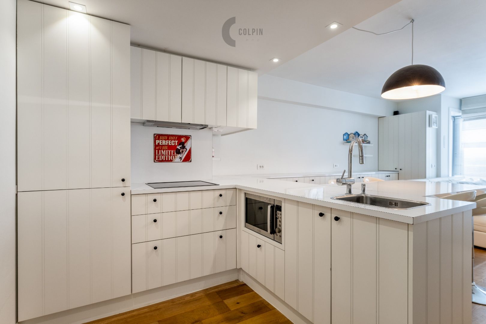 Smaakvol en instapklaar 2 slaapkamerappartement met zijdelings zeezicht foto 6