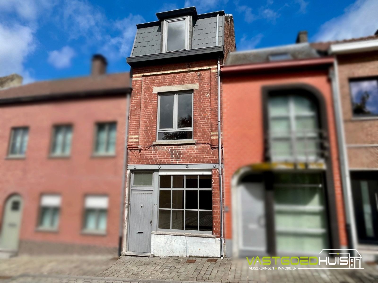 Vernieuwde stadswoning met 3 slaapkamers foto 2