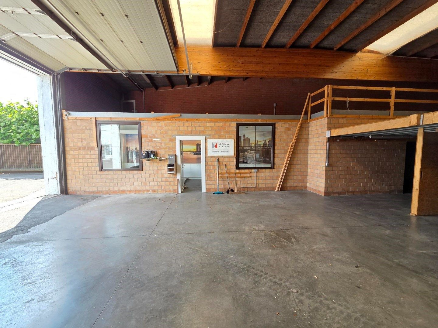 Opslagruimte van 555m² met bureel foto 15