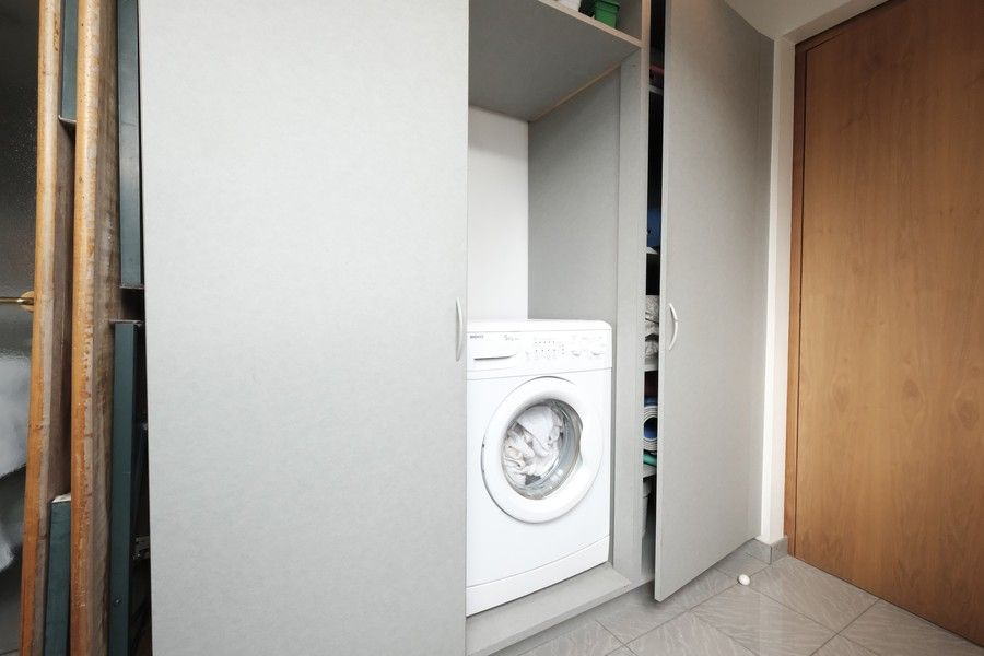 Penthouse midden in het centrum van Hasselt met 2 slaapkamers en een dubbele garage foto 13