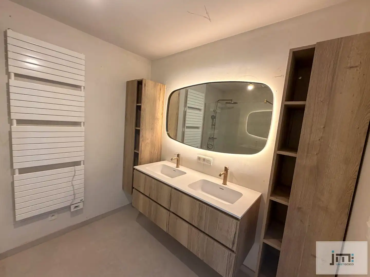 Prachtig appartement met 3 slaapkamers, carport en tuinberging foto 9
