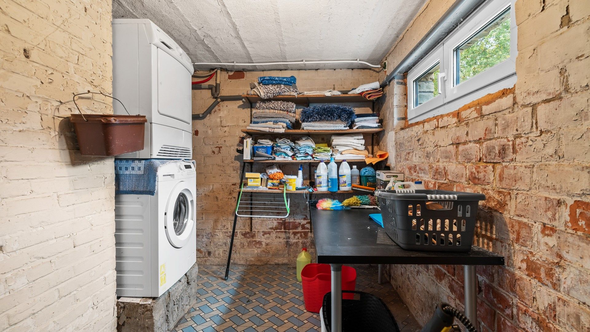 Instapklare woning met 3 slpkrs en kappersruimte te Genk foto 20