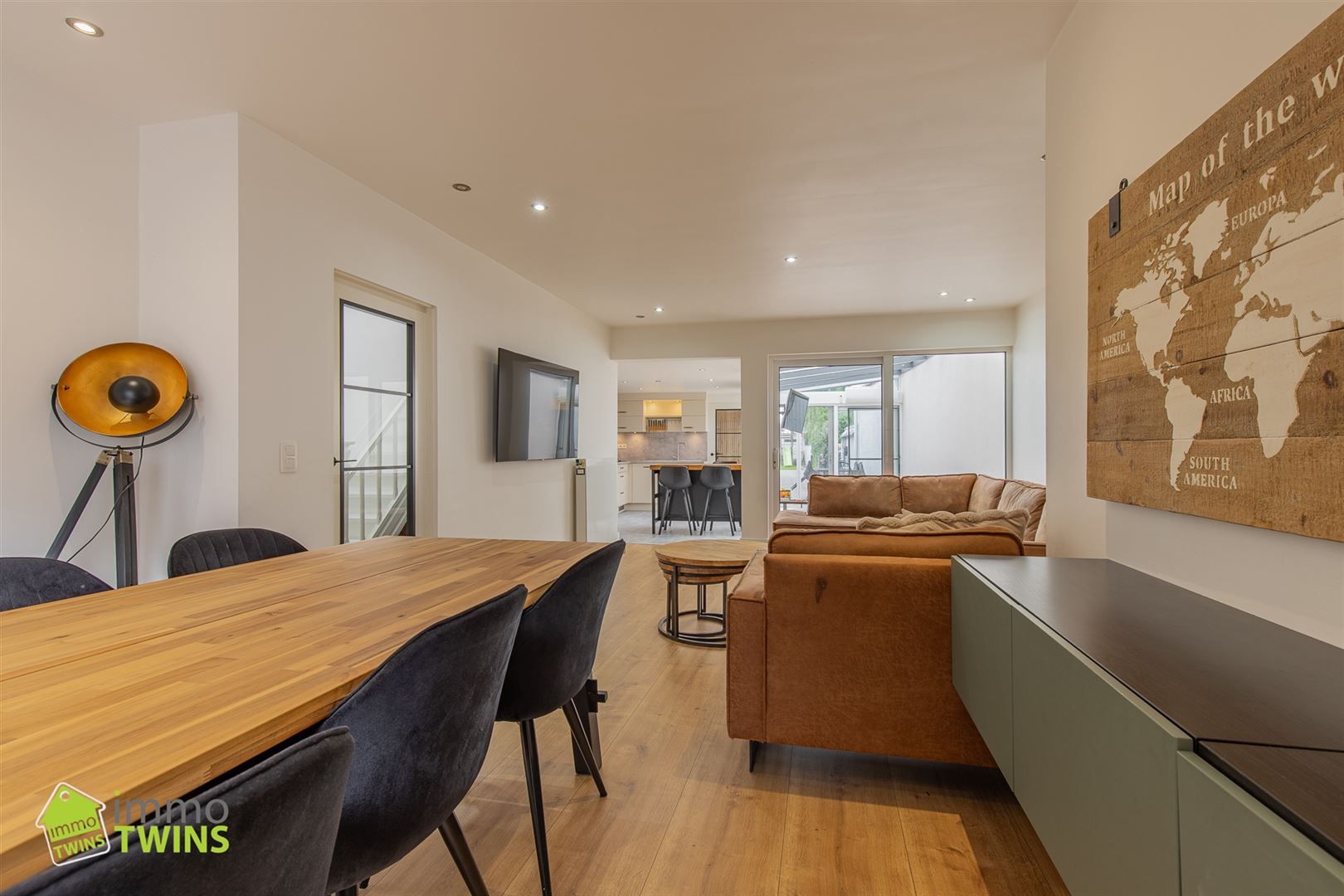 Instapklare woning met 3 slpks en ruime tuin te Zele foto 4