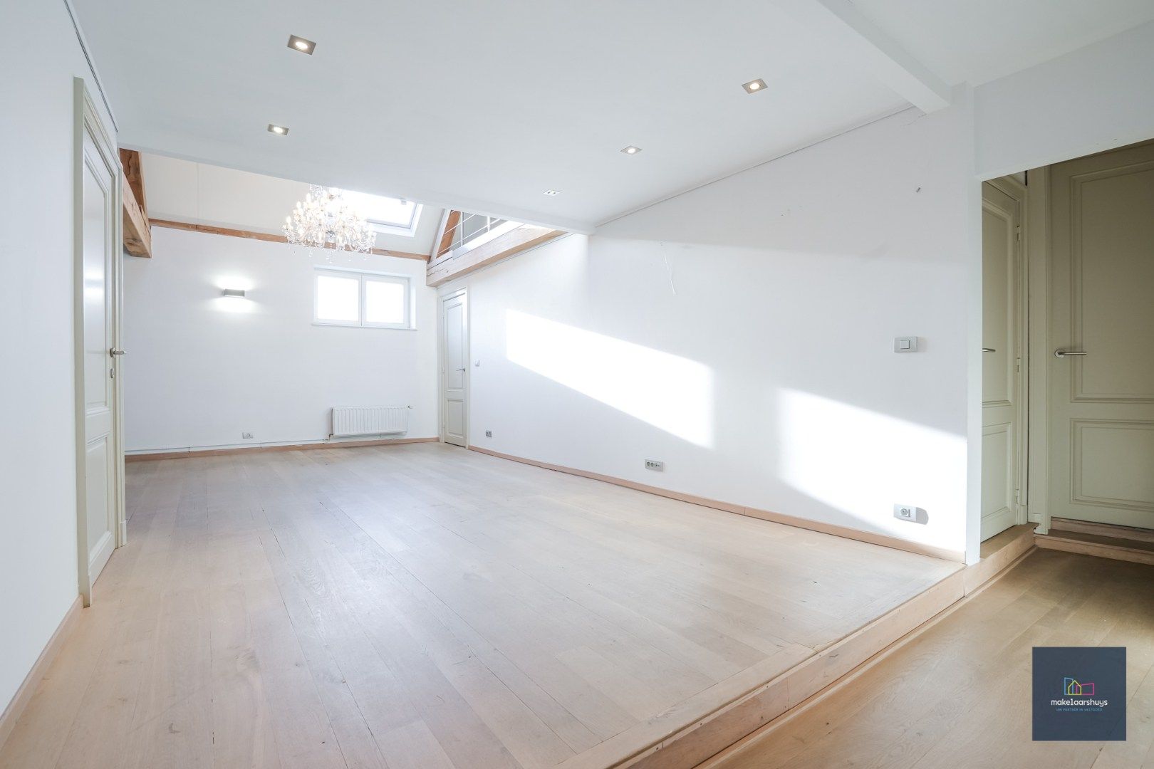 INSCHRIJVEN via de site ; Stijlvolle duplex in de hist. stadskern  foto 6