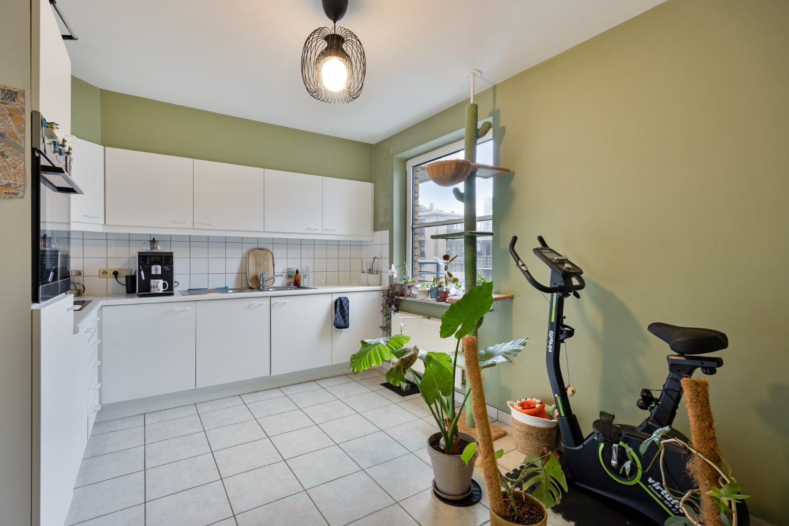 Goed gelegen 2-slaapkamerappartement  – EPC 136 kWh/m² - bewoonbare opp. 105 m² foto 10