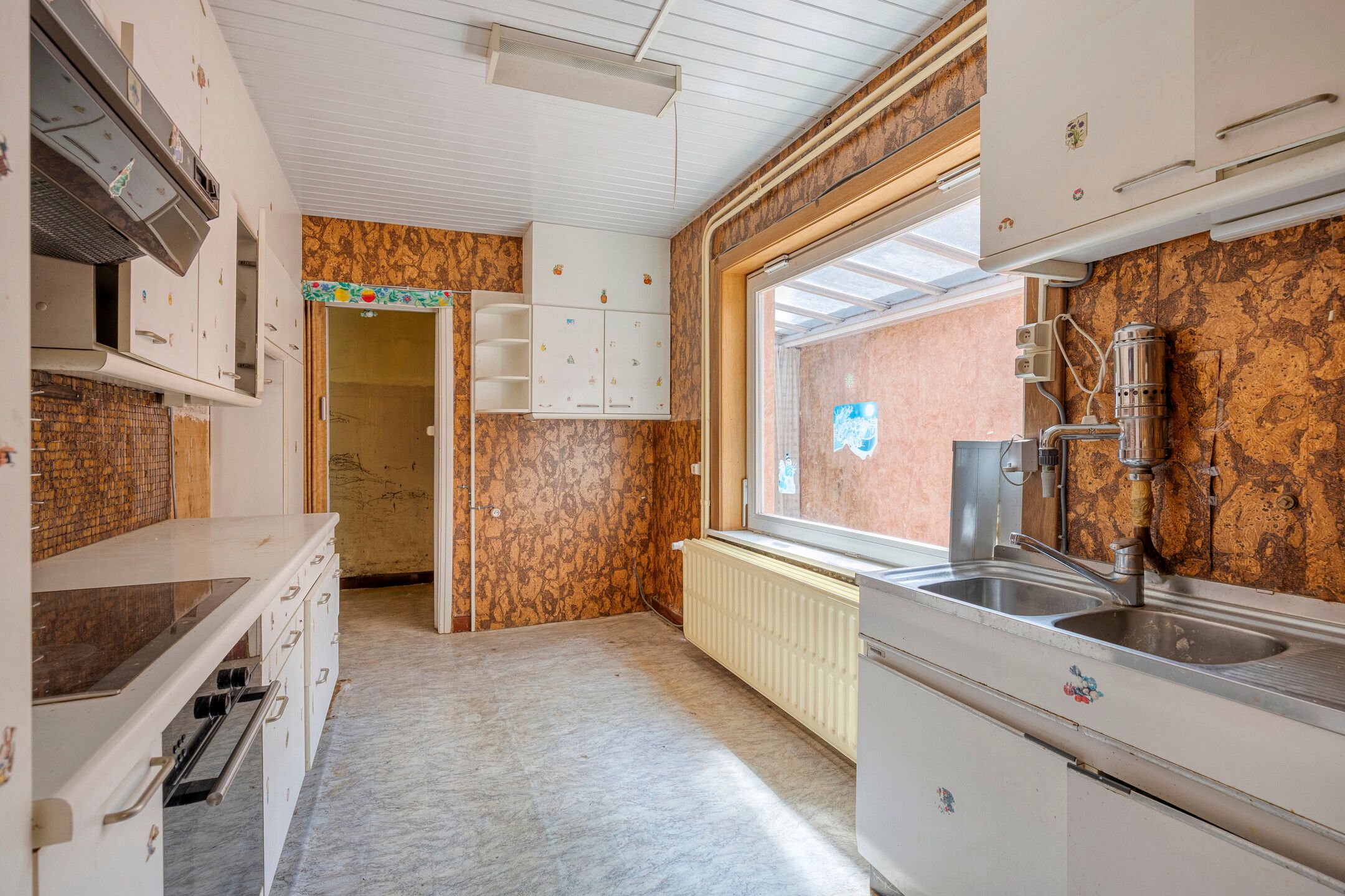 Te renoveren woning op een uitstekende locatie  foto 11