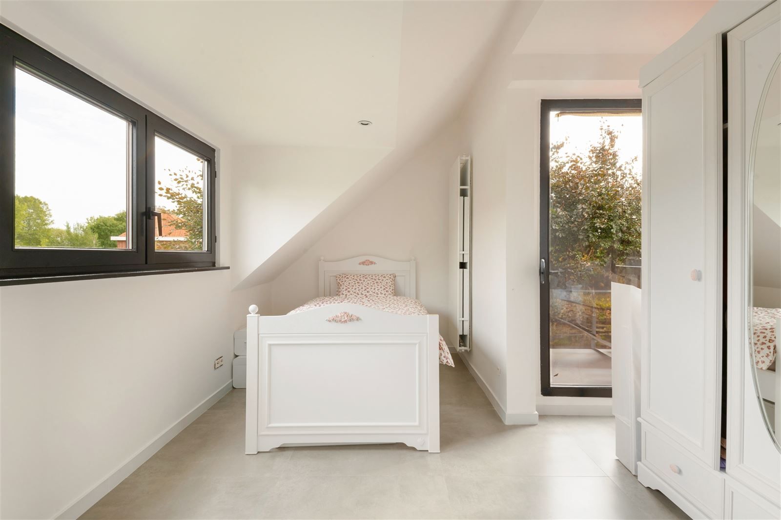 Gerenoveerde woning met tuin foto 18