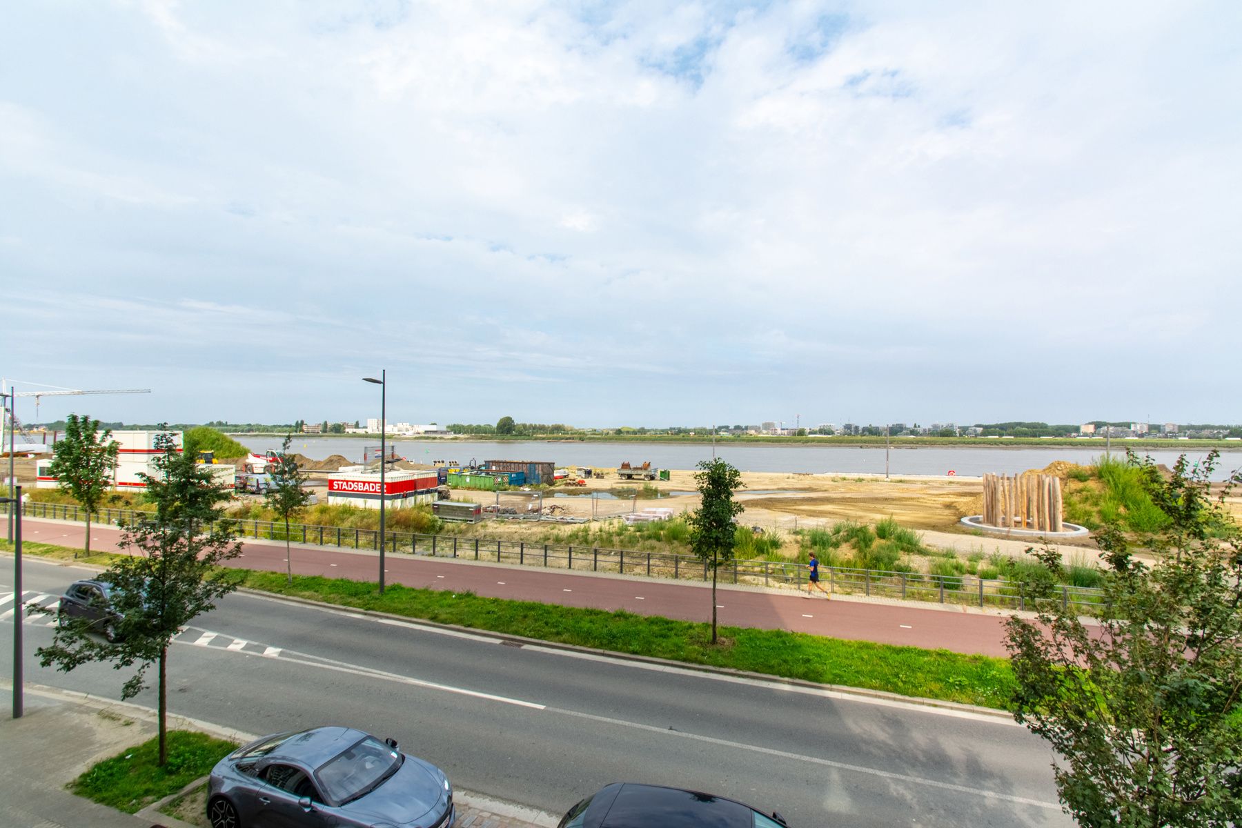 Ruim nieuwbouw ongemeubeld appartement met 2 slaapkamers foto 8