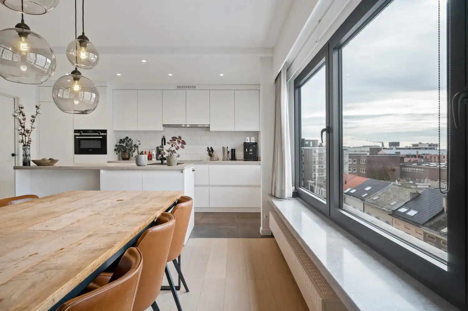 Gerenoveerd app. met 2 slpkrs op toplocatie in hartje Mechelen foto 3