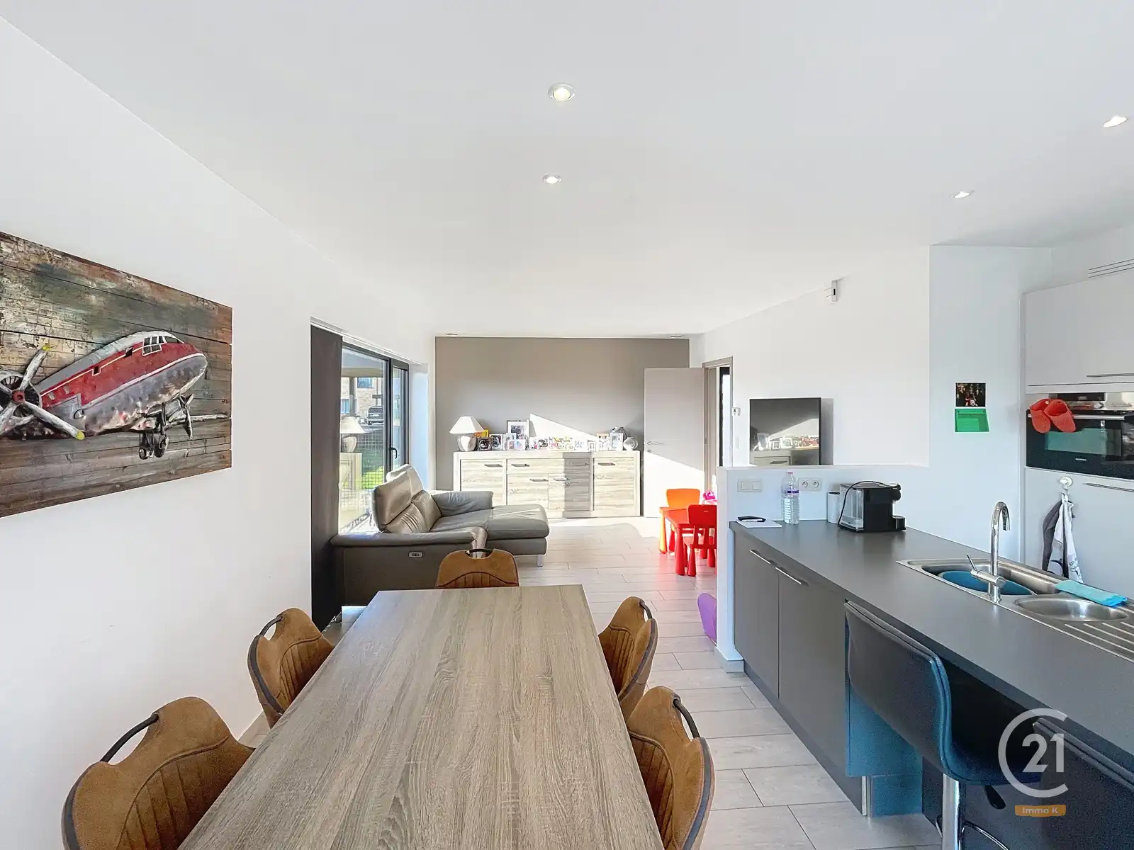 Recente en instapklare starterswoning in een rustige buurt. foto 6