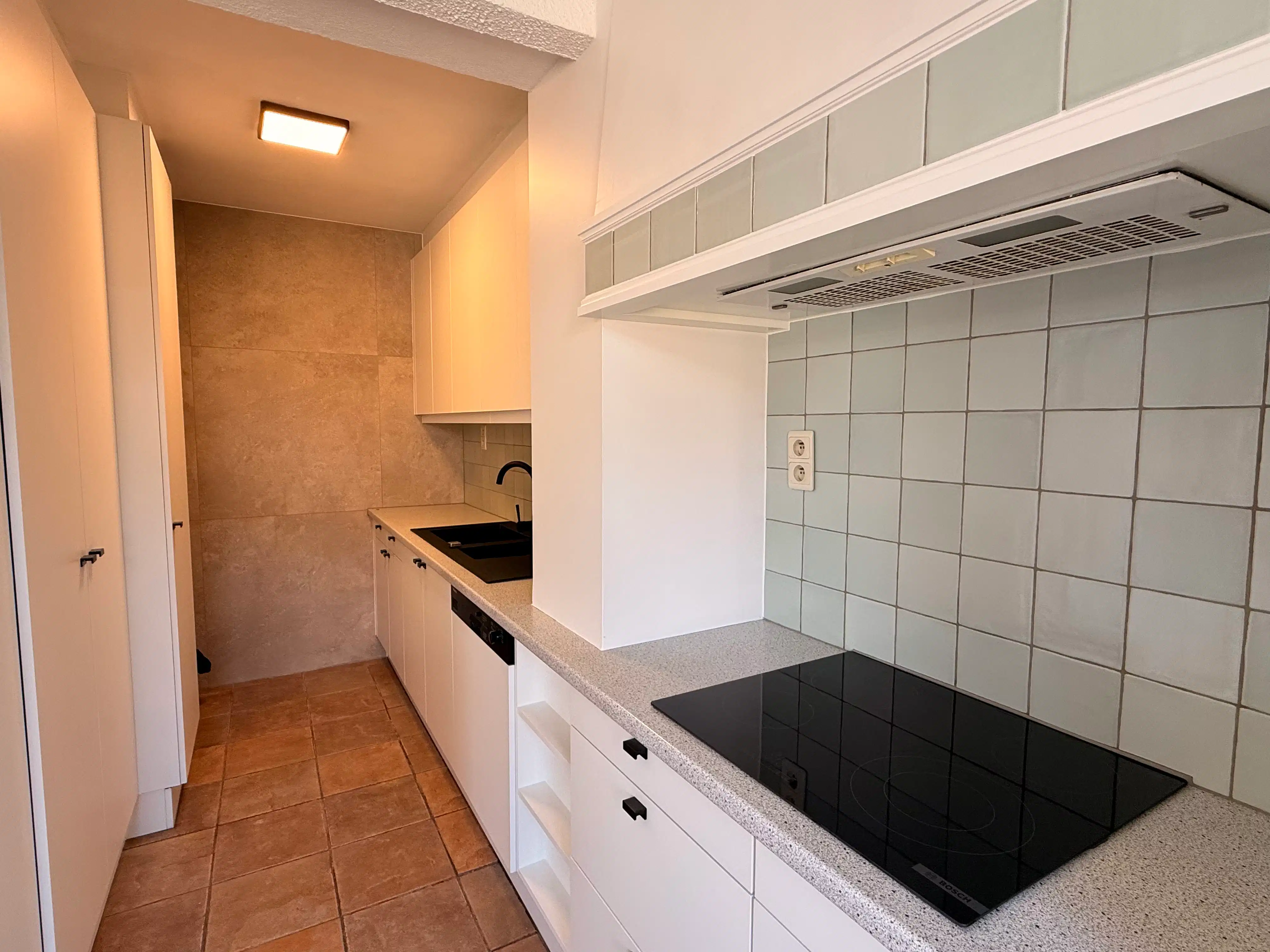 Charmante woning met 4 slaapkamers, tuin en achteruitweg in Puurs-Sint-Amands foto 7