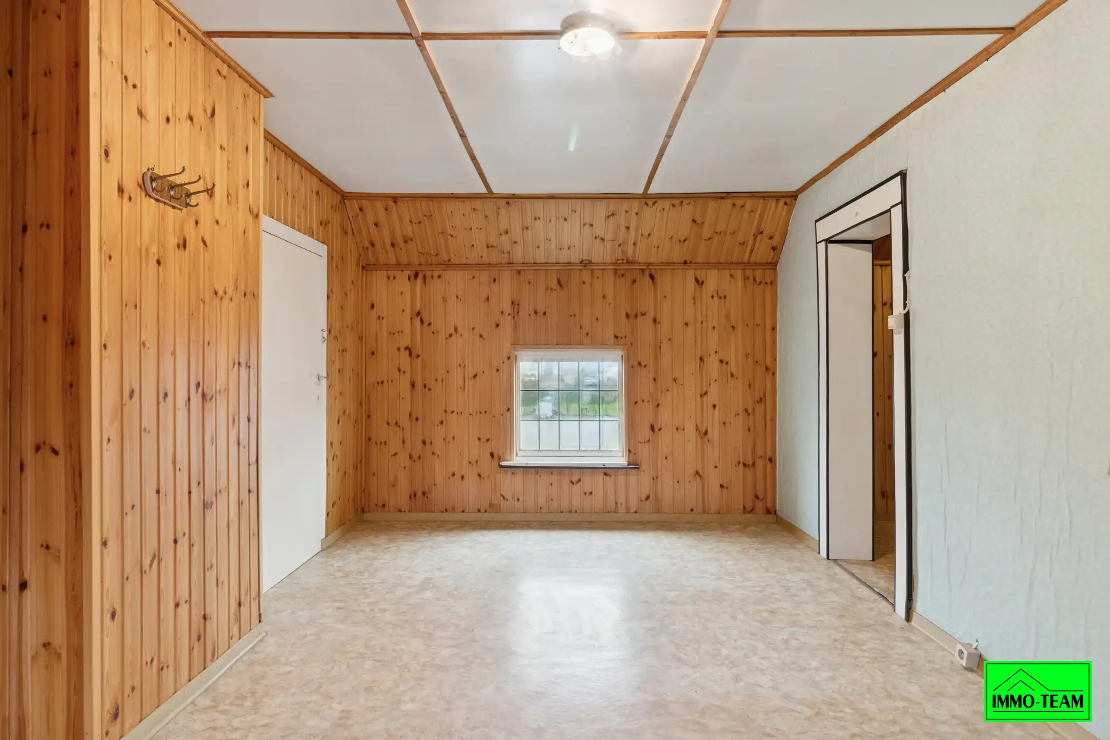 Charmante woning met renovatiepotentieel  foto 15