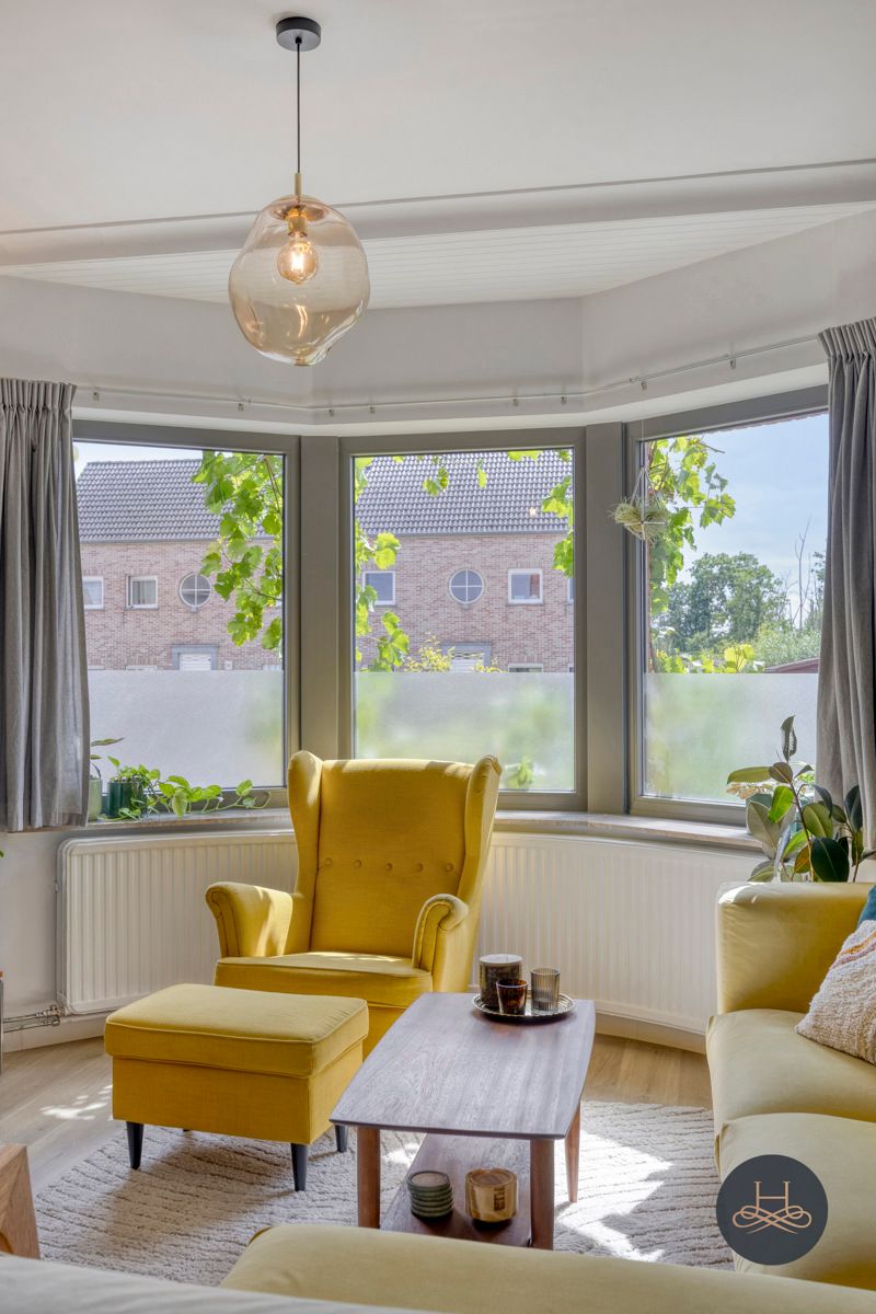 Karaktervolle open bebouwing met leuke tuin en ruime garage foto 9