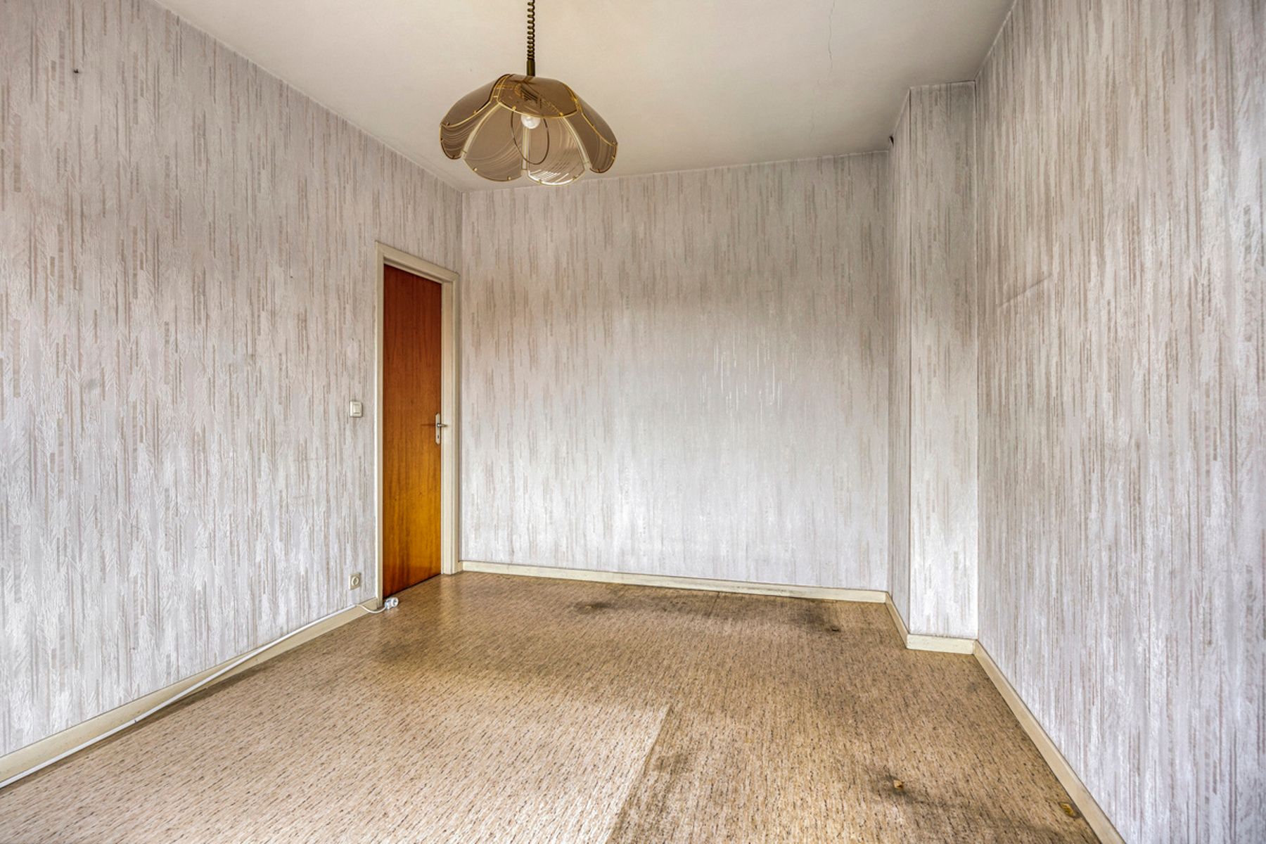 OPTIE Bel-etage woning met 4 slaapkamers, garage en tuin foto 23