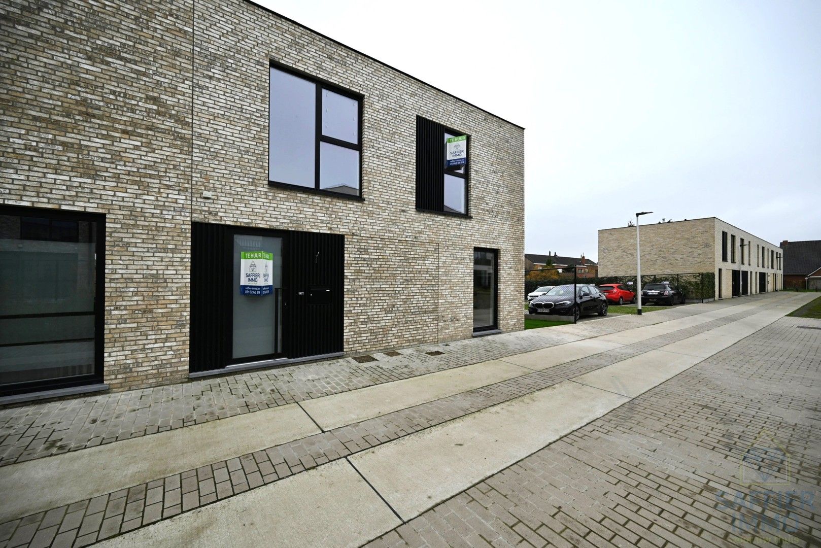 Nieuwbouwwoning te huur in het centrum van Wevelgem foto {{pictureIndex}}