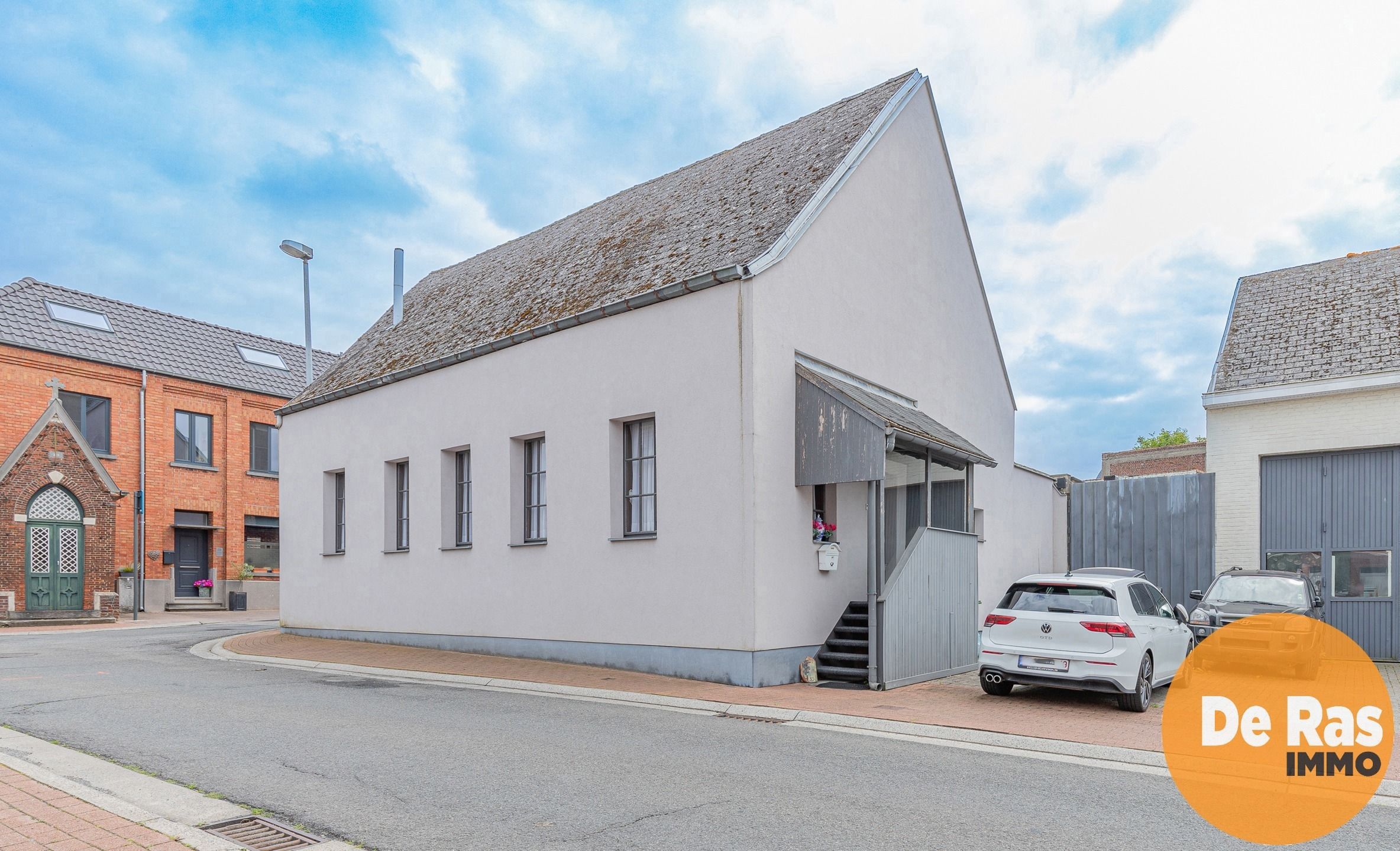 ERPE-MERE - Te renoveren woning met tuin in centrum Mere foto 1