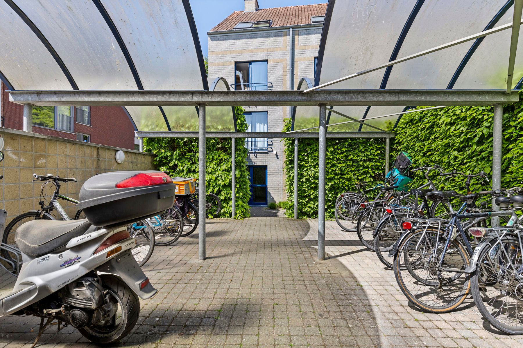 Ruime lichtrijke studio's nabij Gasthuisberg foto 10