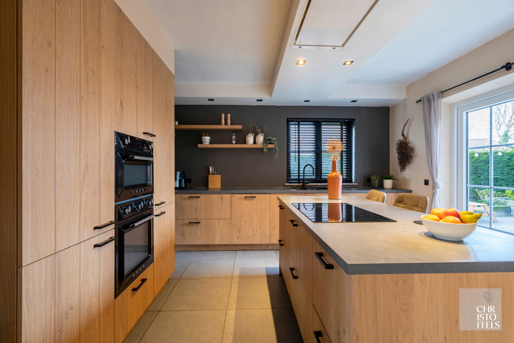 Instapklare woning (279m²) in groene omgeving te Kesselt-Lanaken! foto 3