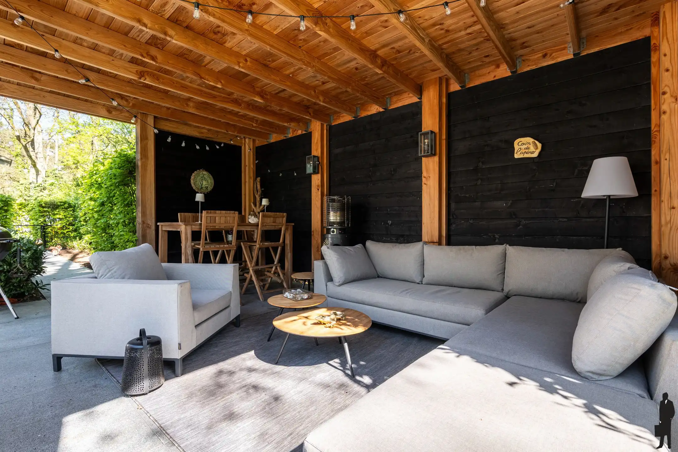 Charmante villa met zwembad op rustige ligging foto 21