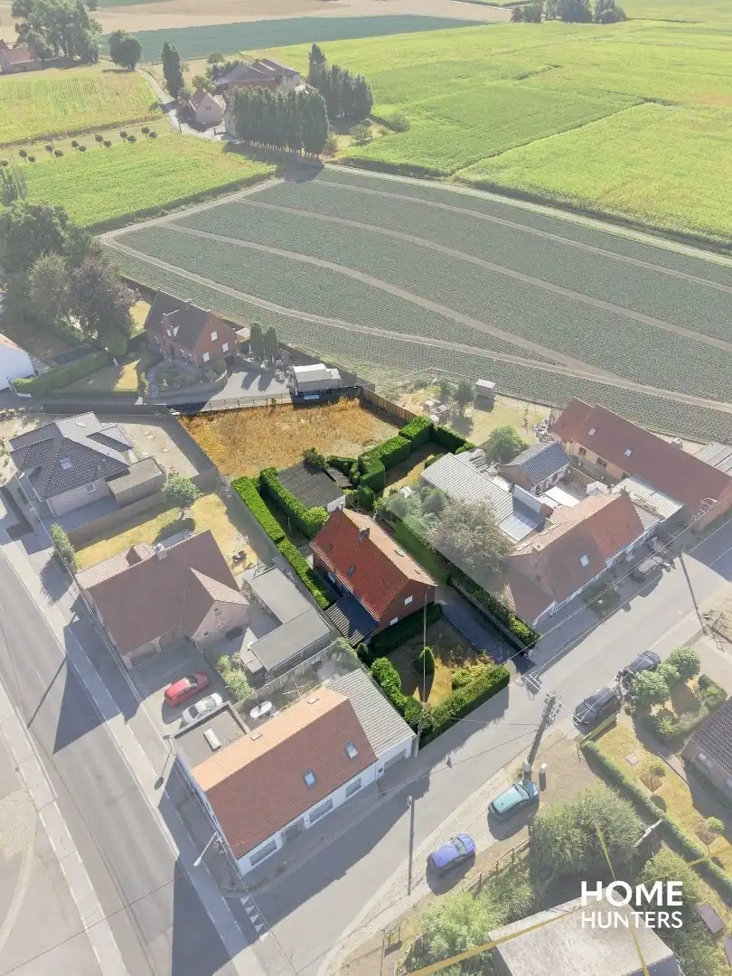 Woning met potentieel op meer dan 1.000 m² op rustige ligging te Zarren! foto 19