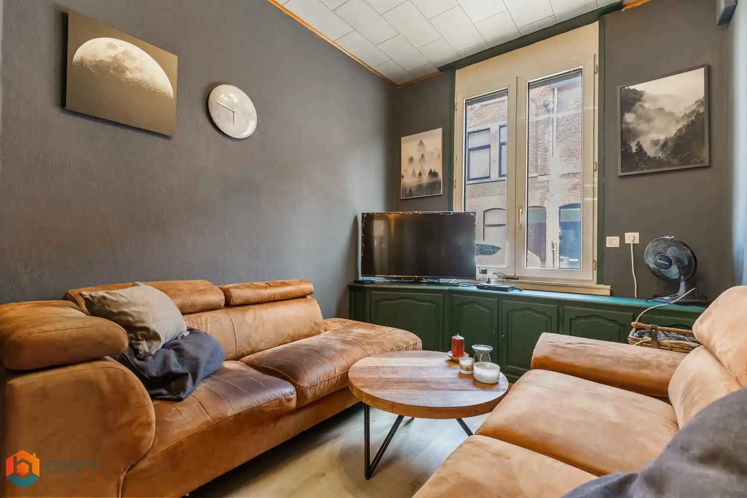 Hoofdfoto van de publicatie: Op te frissen woning met 2 (à 3) slpkrs