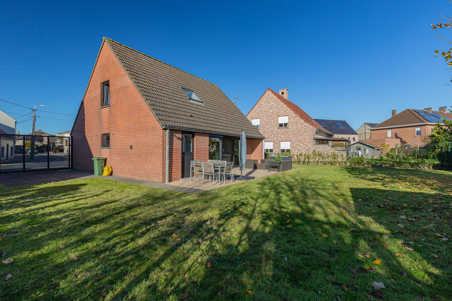 Charmante villa met 3 slpk, garage en zuidwest gelegen tuin foto 18