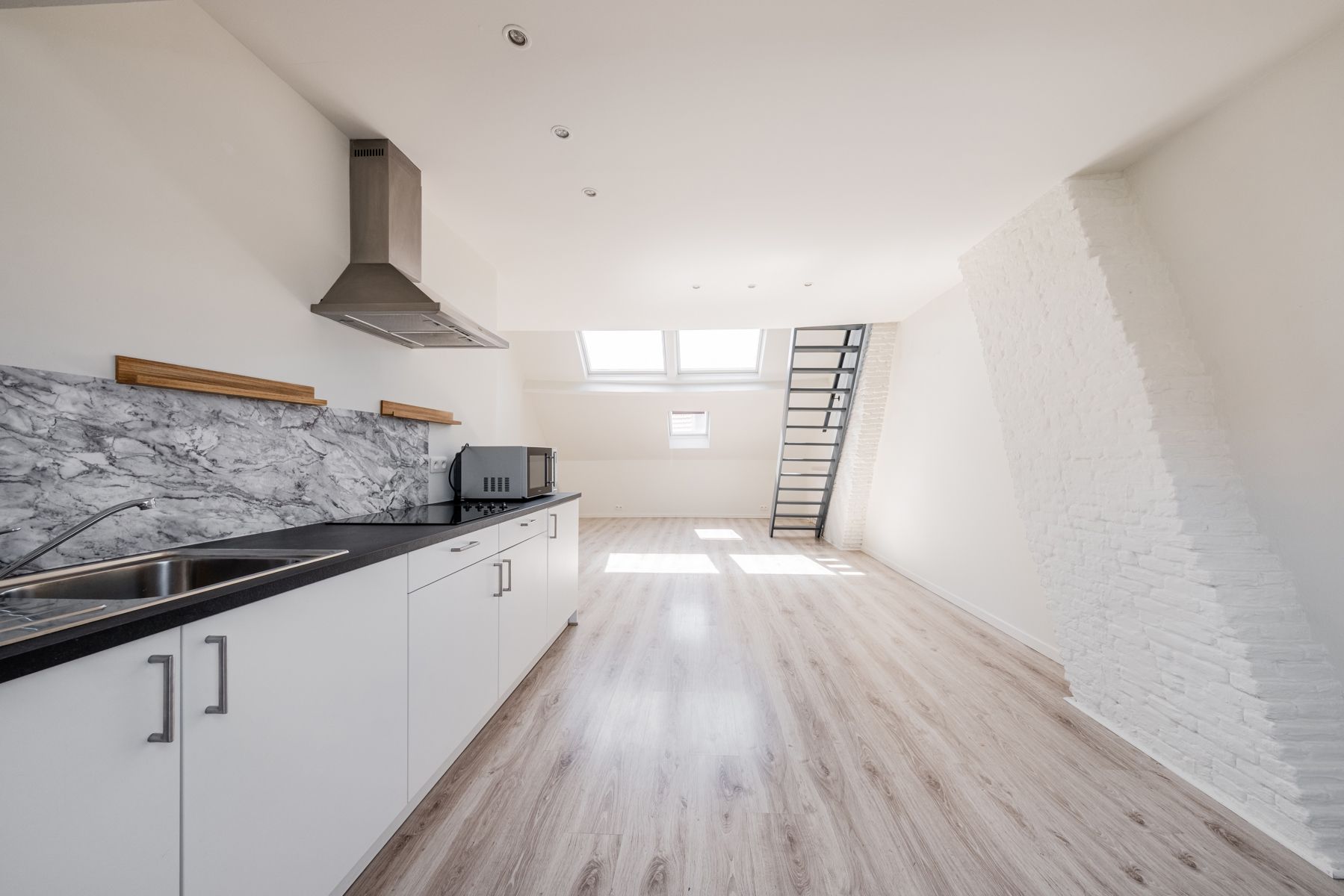 Dakappartement in herenhuis ideaal investeringsappartement foto 3