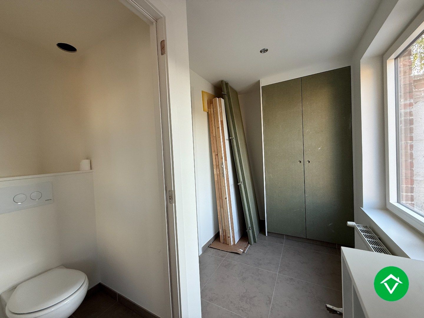 Energiezuinige rijwoning met 3 slaapkamers en tuin te Roeselare foto 7