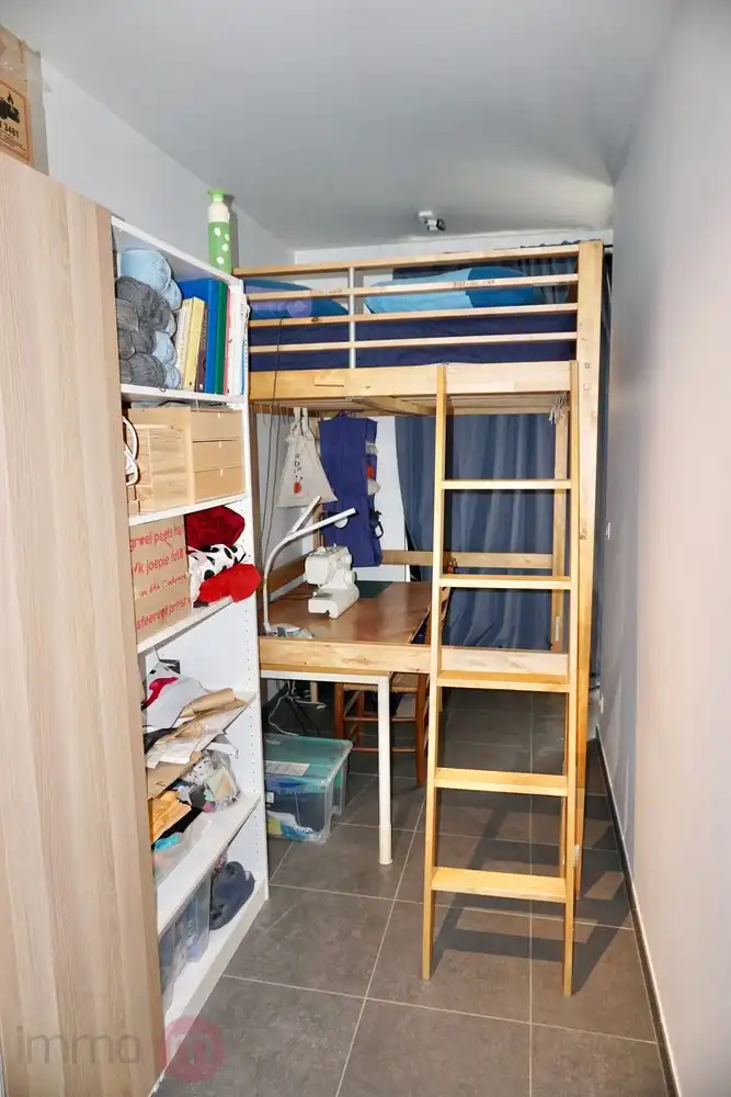 Recent appartement met 1 slaapkamer, terras en autostaanplaats. foto 9