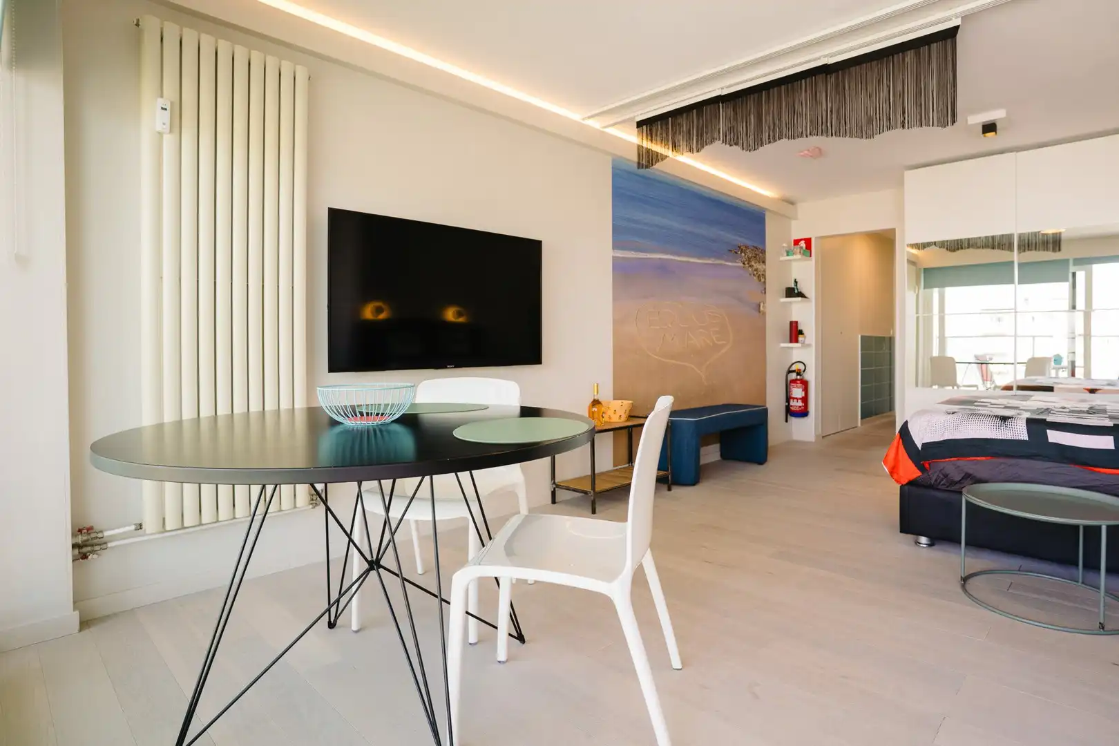 Instapklare gerenoveerde studio met ruim terras foto 12