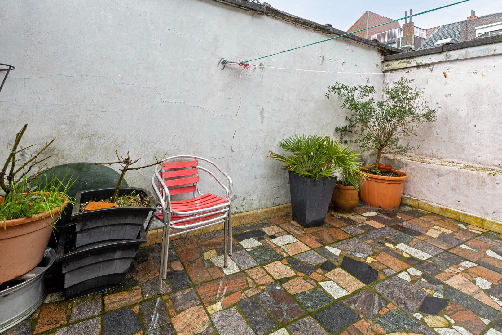 Ruime gezinswoning met stadsterras nabij de Bourgoyen en Blaarmeersen foto 5