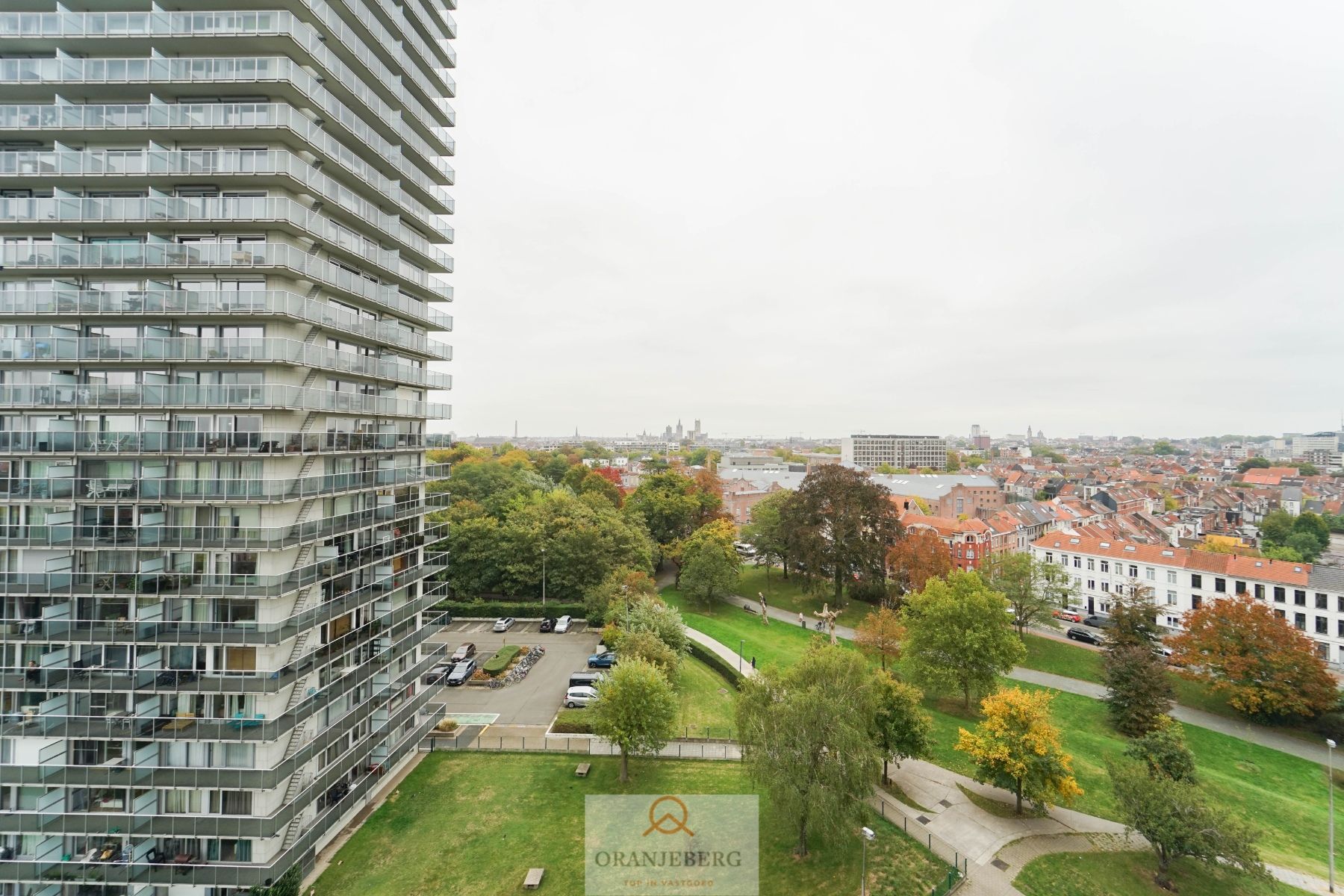 Ruim energiezuinig appartement nabij de Groene Vallei foto 4