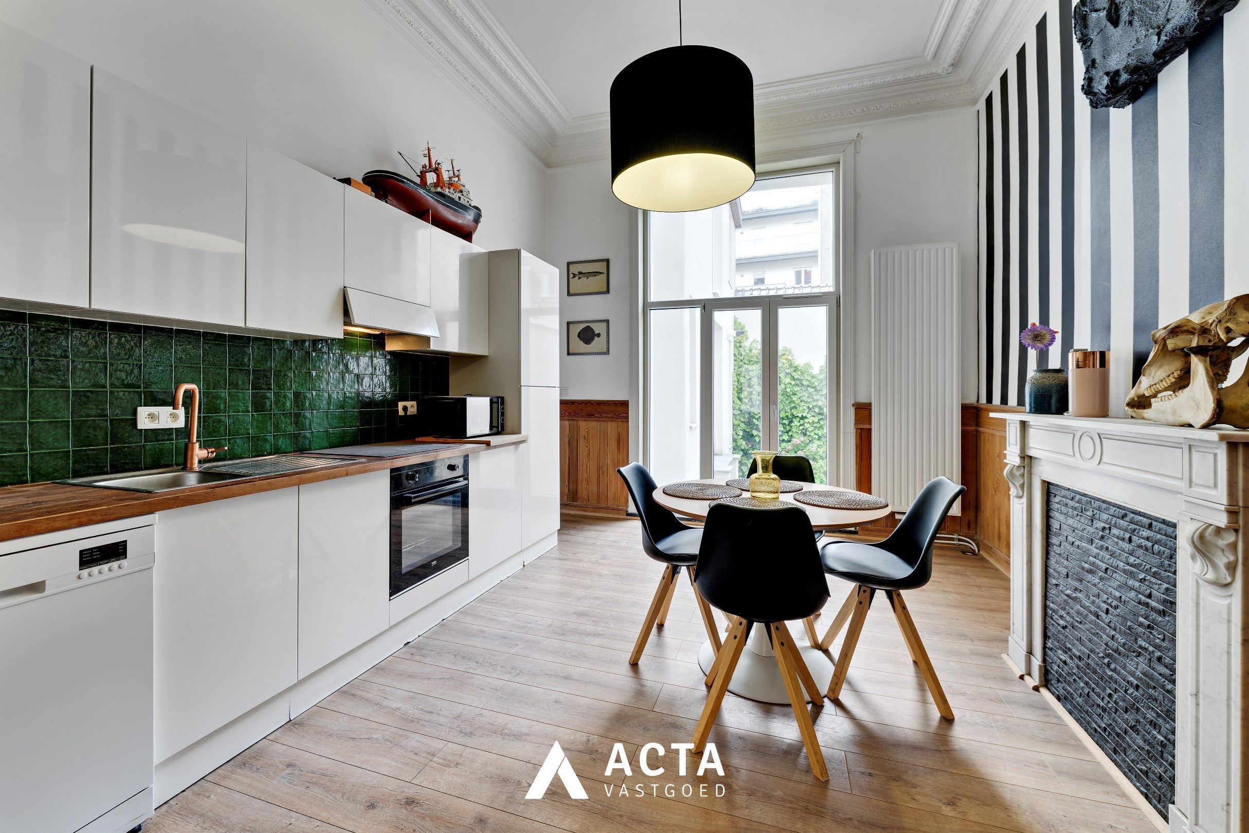 Gerenoveerde herenwoning met vier vergunde appartementen in hartje Oostende foto 7