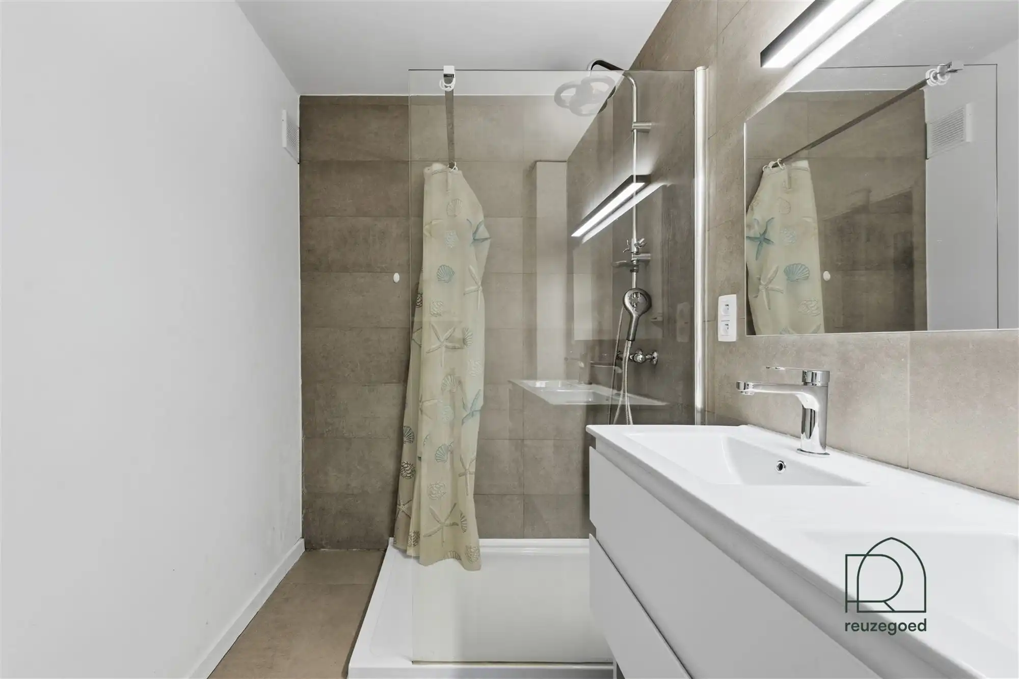 Instapklaar 2-slaapkamerappartement met terras en mooi uitzicht nabij het centrum van Mechelen foto 17