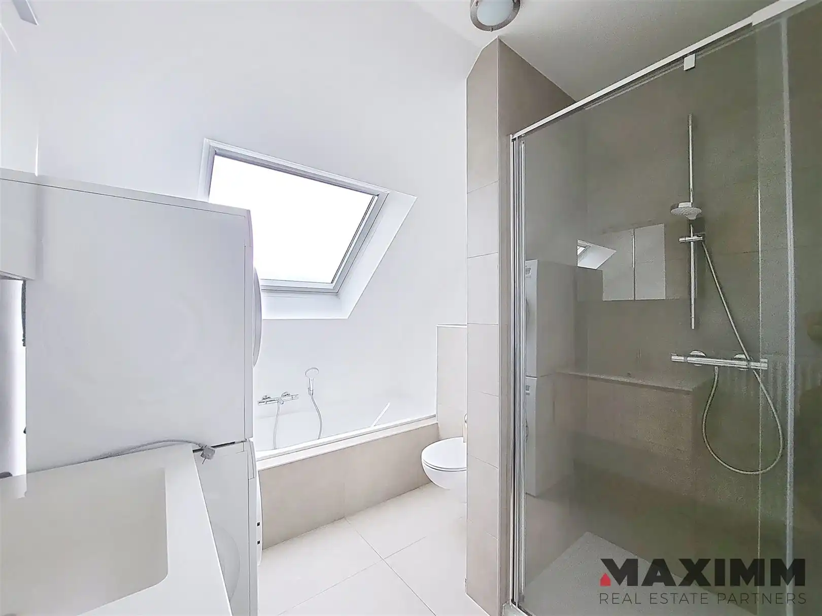 Rustig gelegen goed onderhouden 1 slk appartement  foto 9
