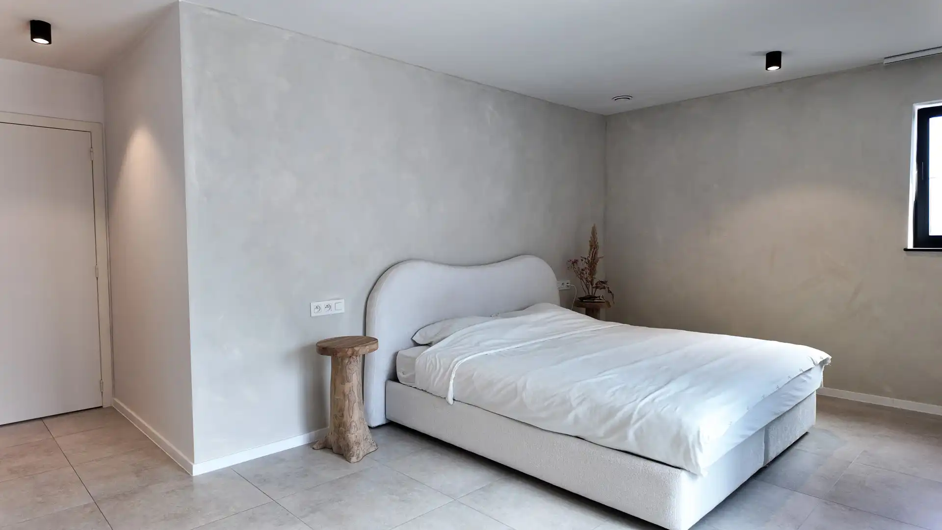 PRACHTIGE AFGEWERKTE HOB MET 3 SLKPS+ TE KOOP - MAASMECHELEN foto 15