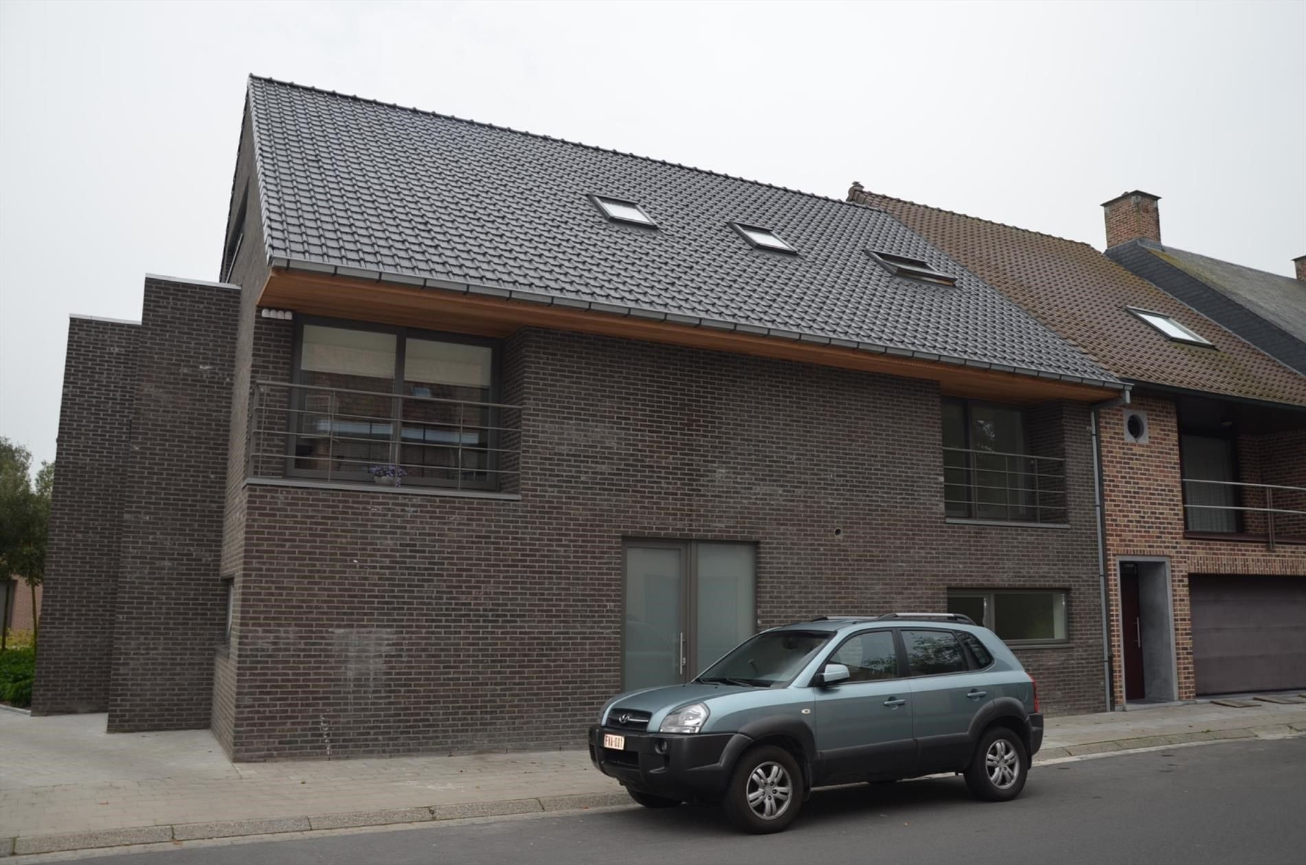 Recent appartement gelijkvloers. foto {{pictureIndex}}