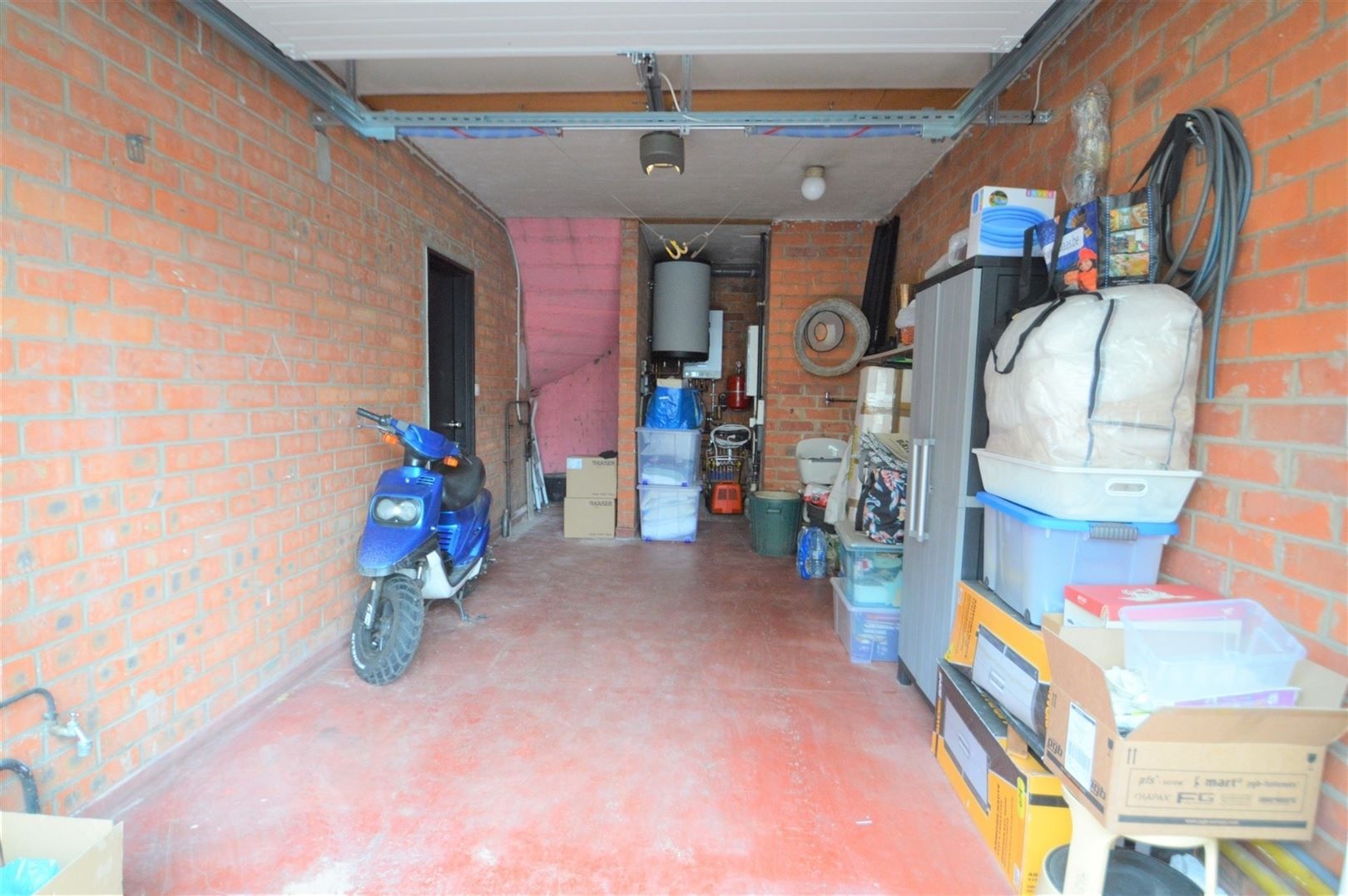 Totaal gerenoveerd GV appartement met tuin te Grembergen foto 12