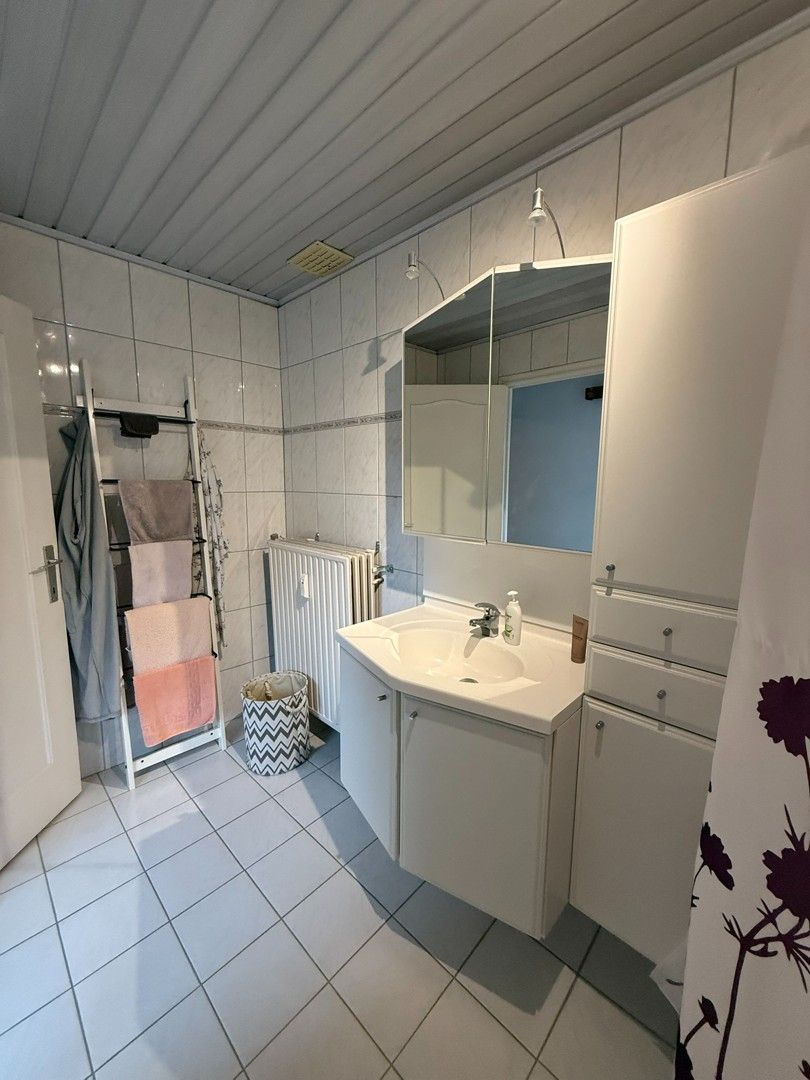 Woning met 1 ruime slaapkamer te Vliermaal. foto 11