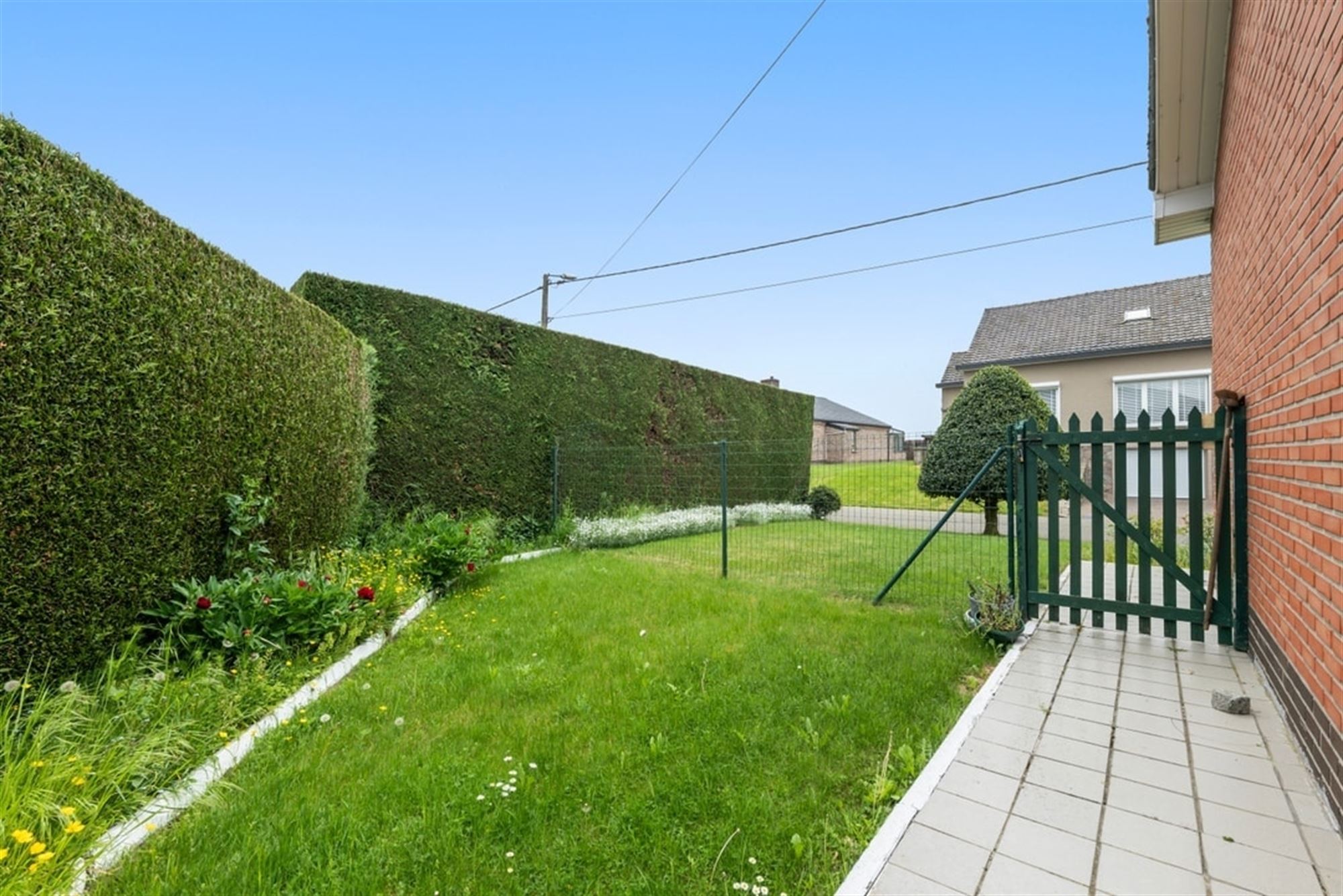 OP TE FRISSEN GELIJKVLOERSE WONING IN SINT-TRUIDEN  foto 25