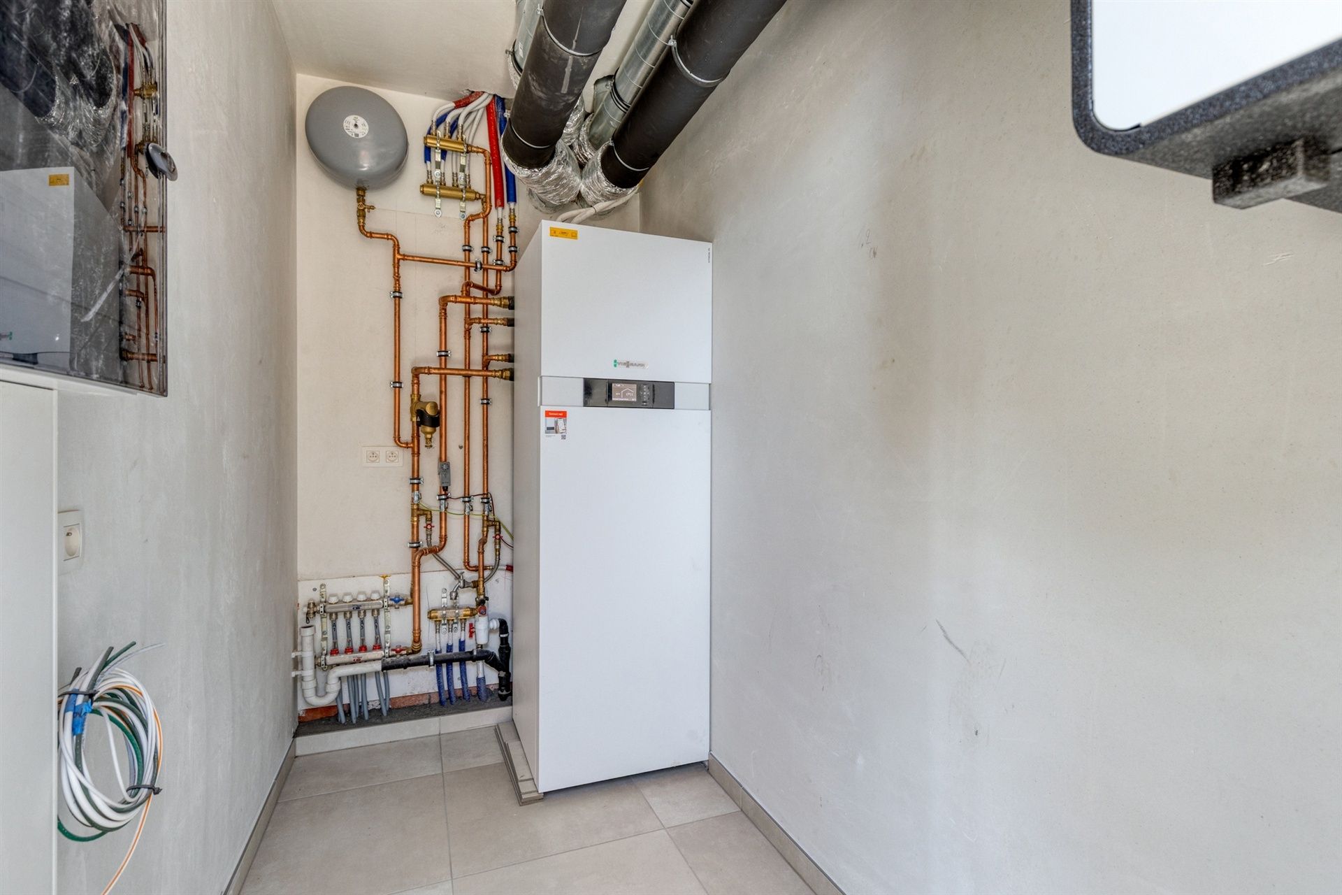 Nieuwbouwappartement met 2 kamers en 2 terrassen foto 15