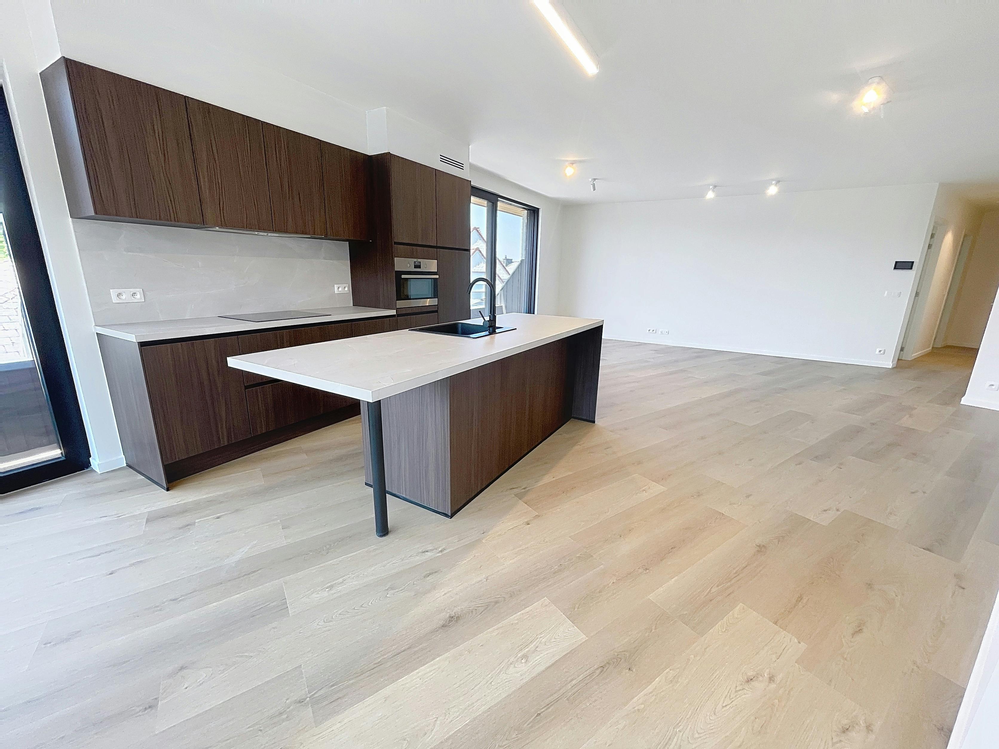 Instapklaar appartement (106m²) te koop in Waregem foto 6