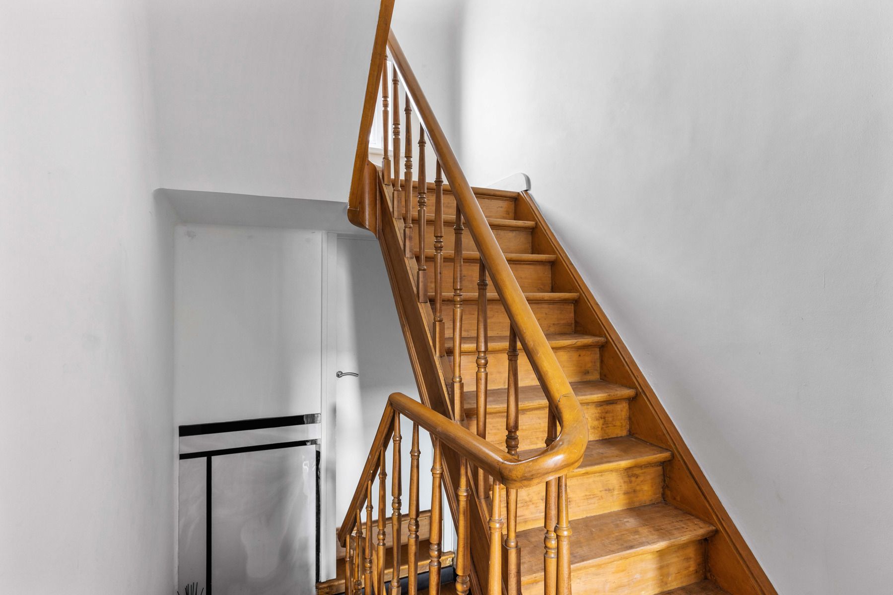 Zeer ruime 5-slpk woning te Sint-Kruis! foto 12