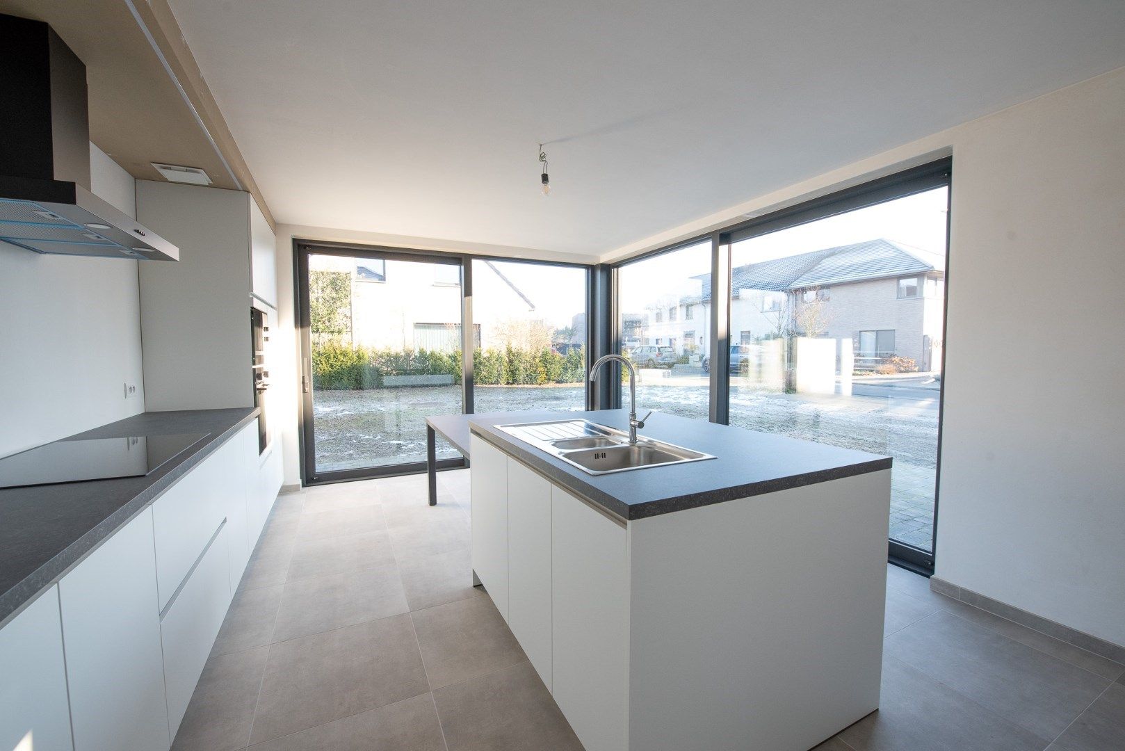 Nieuwbouwwoning met garage in Olsene foto 8