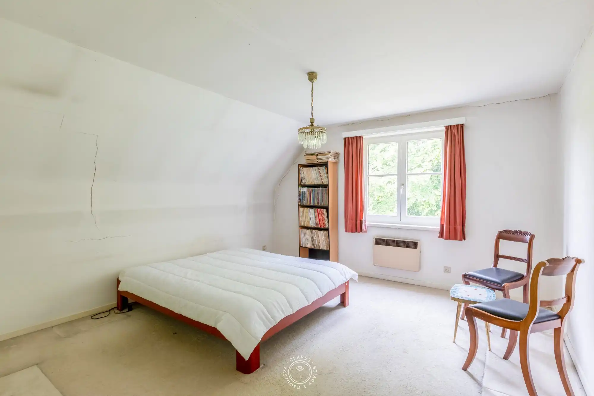 Uniek landhuis met charme en meer dan 10.000 m² eigen grond foto 22